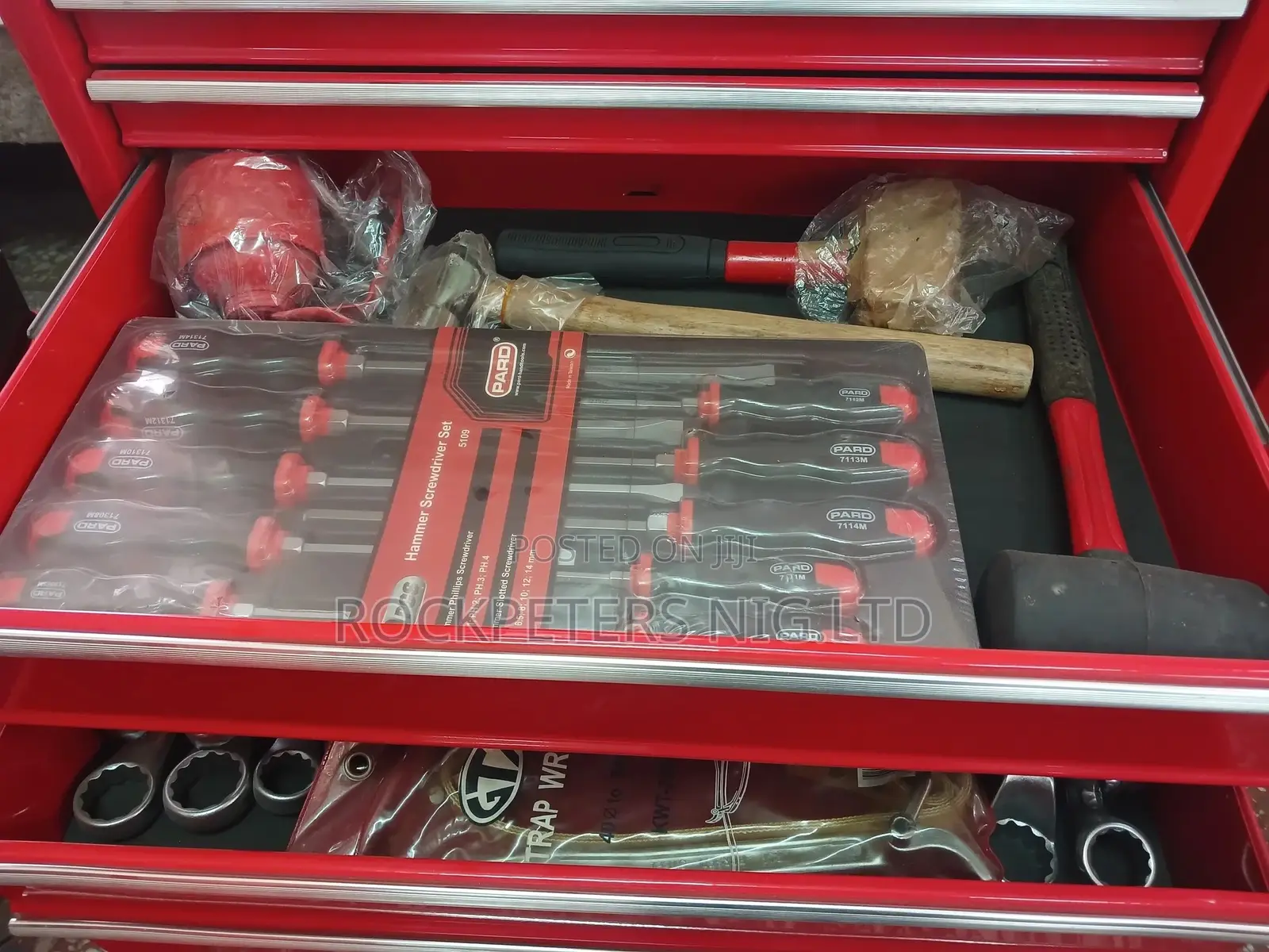 Complete Heavy Duty Mechanical 8-Drawer Tool Cabinet