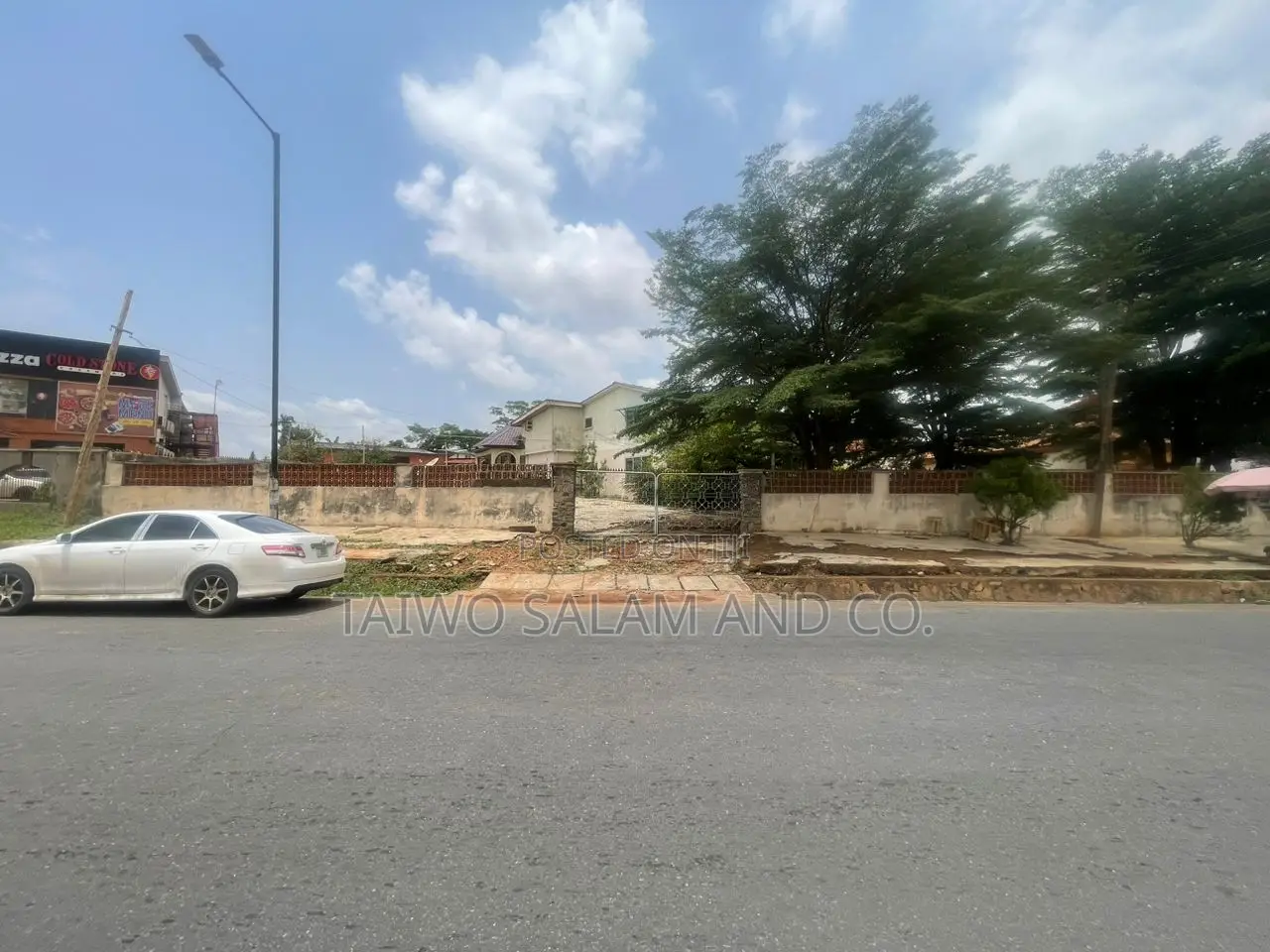 1900sqm of Commercial Land With Demolish Structure Bodija Ibadan