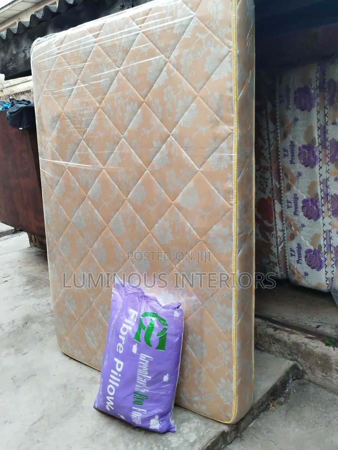 41⁄2 by 6ft 6inches Mattress (Plus Free Pillow)