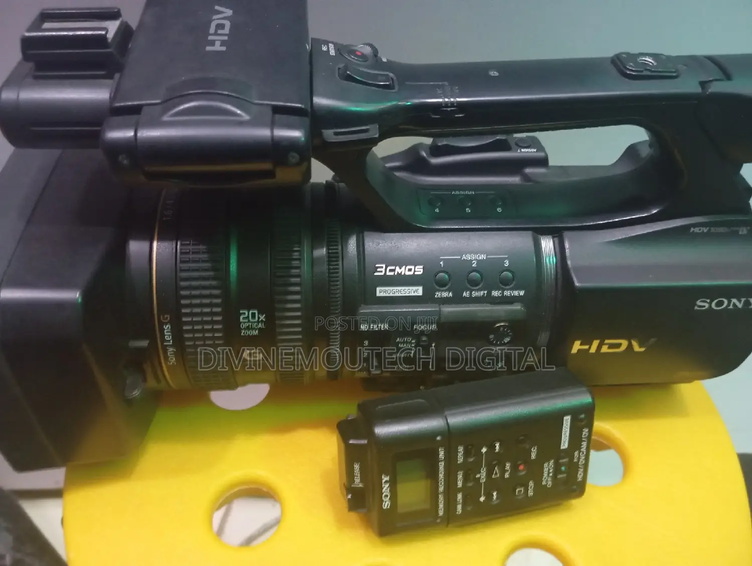 Sony Z5 Camera With Adapter