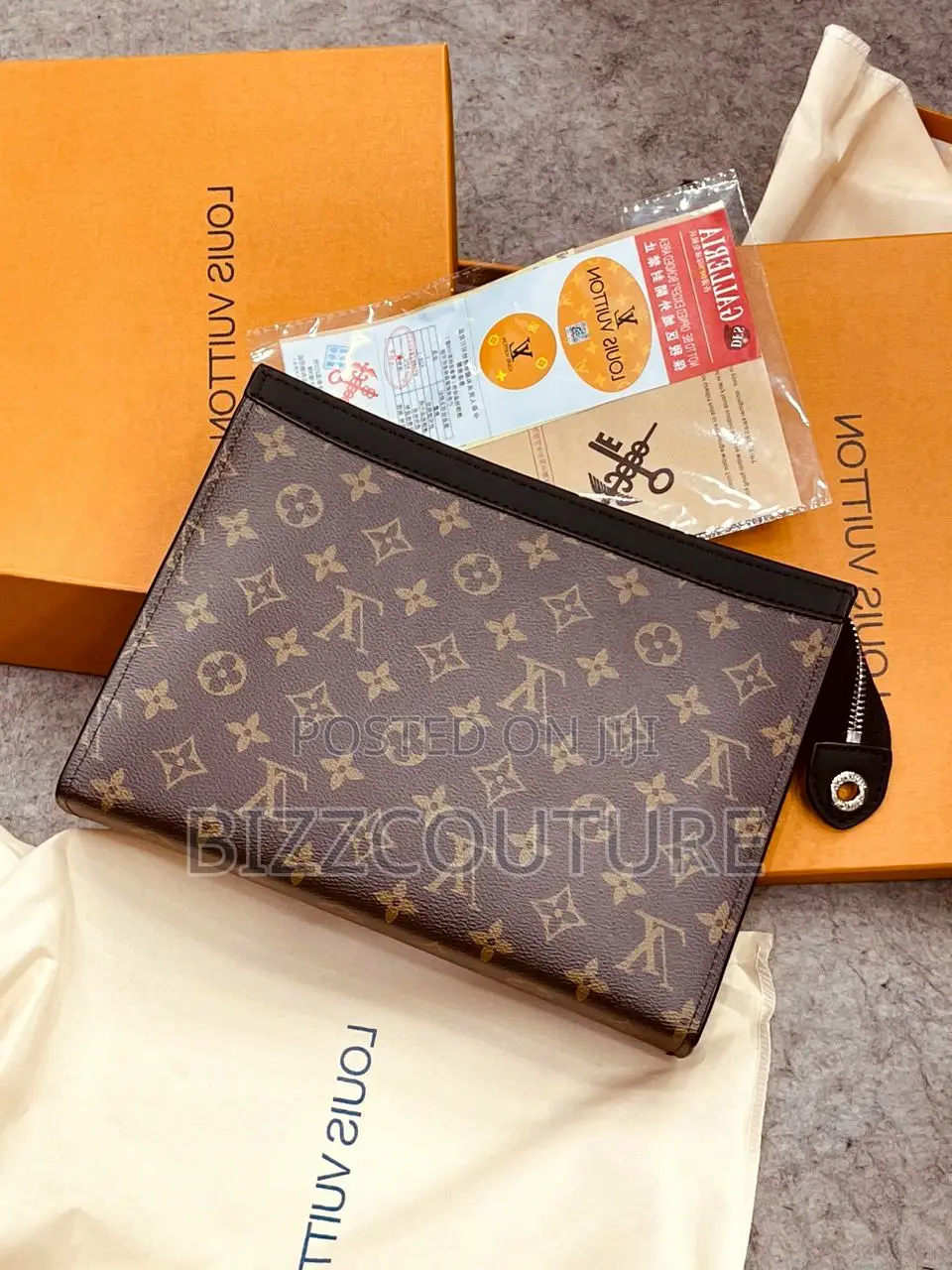 Original LOUIS VUITTON Clutches Bags Available in Store