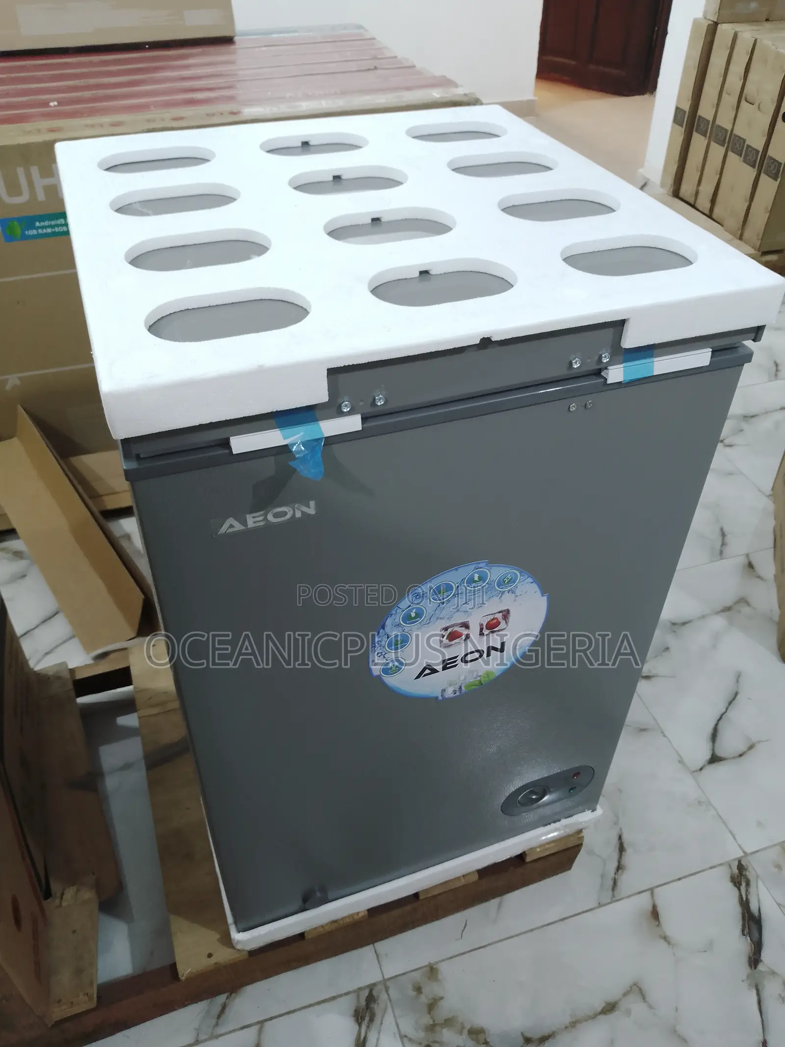 Aeon Exquisite Chest Freezer 100 Litres, Acf100gk (Frae100)