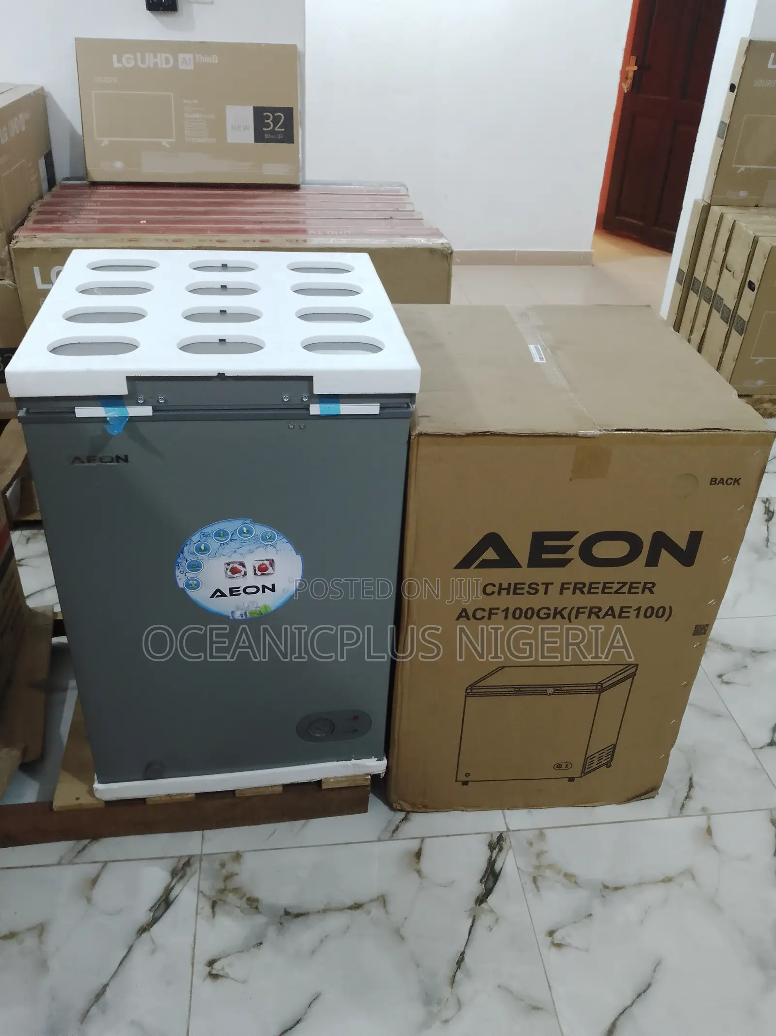 Aeon 100 Litres Chest Freezer With High Efficient Compressor
