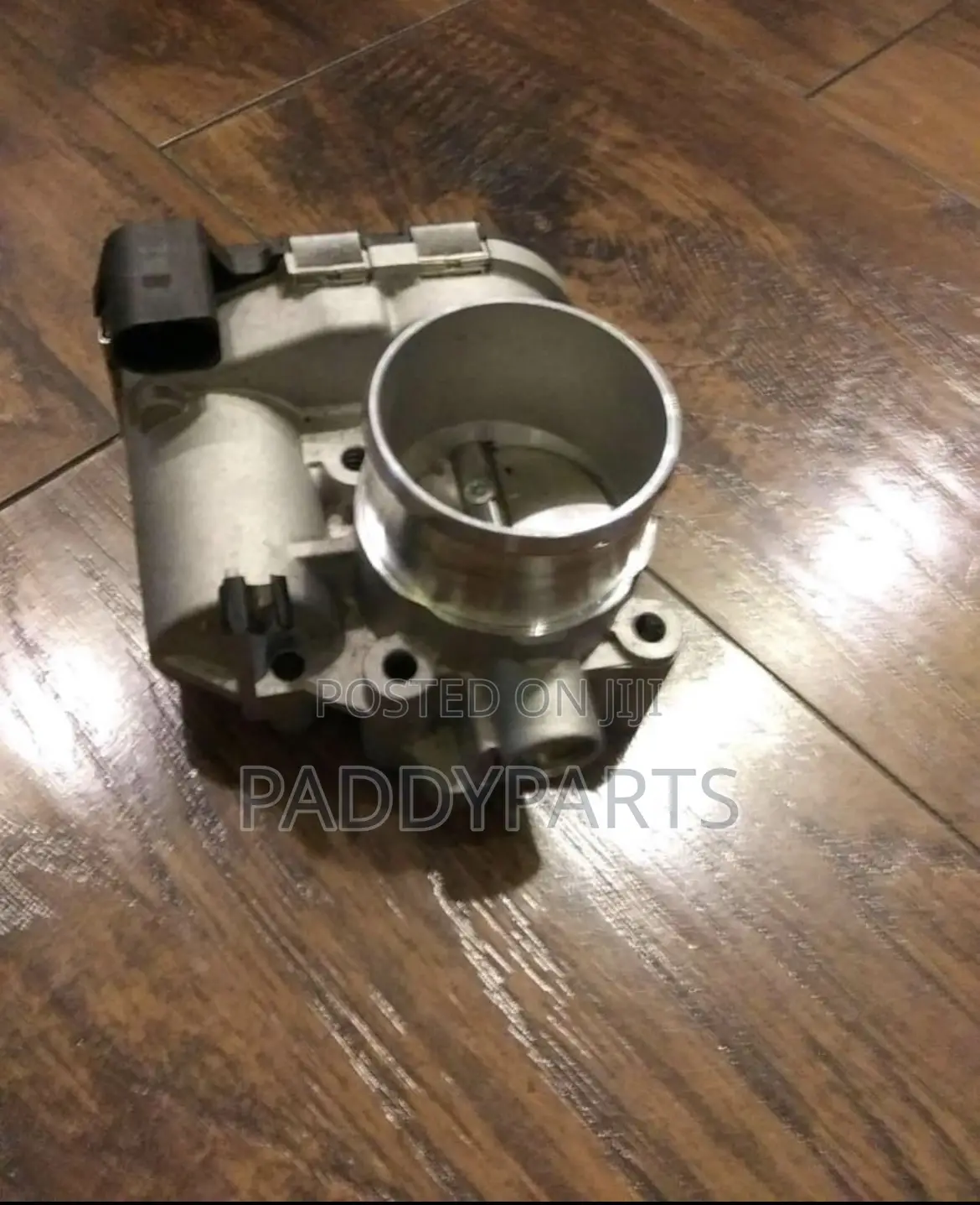 Cadillac SRX Throttle Body/Injector Mouth