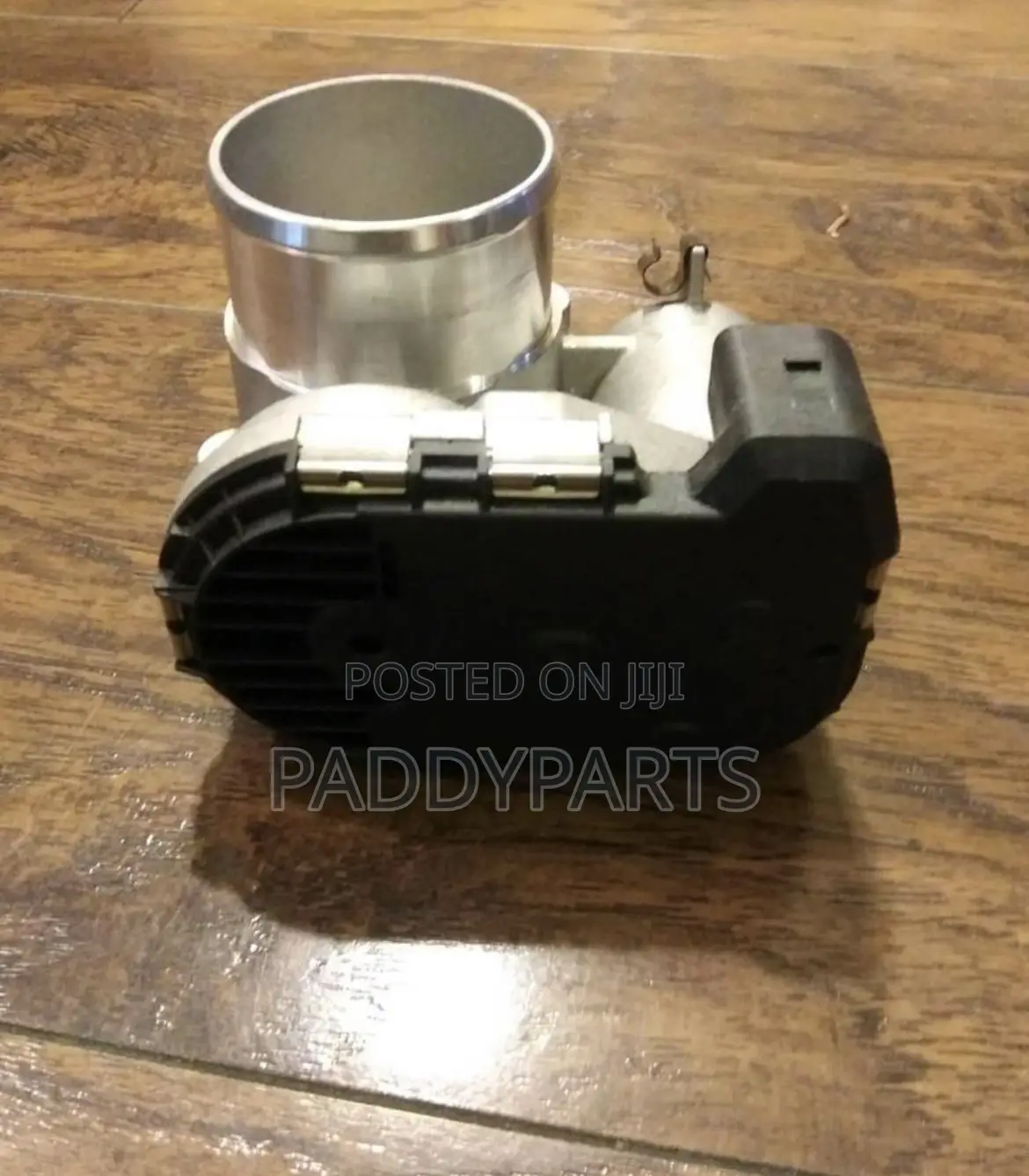 Cadillac SRX Throttle Body/Injector Mouth