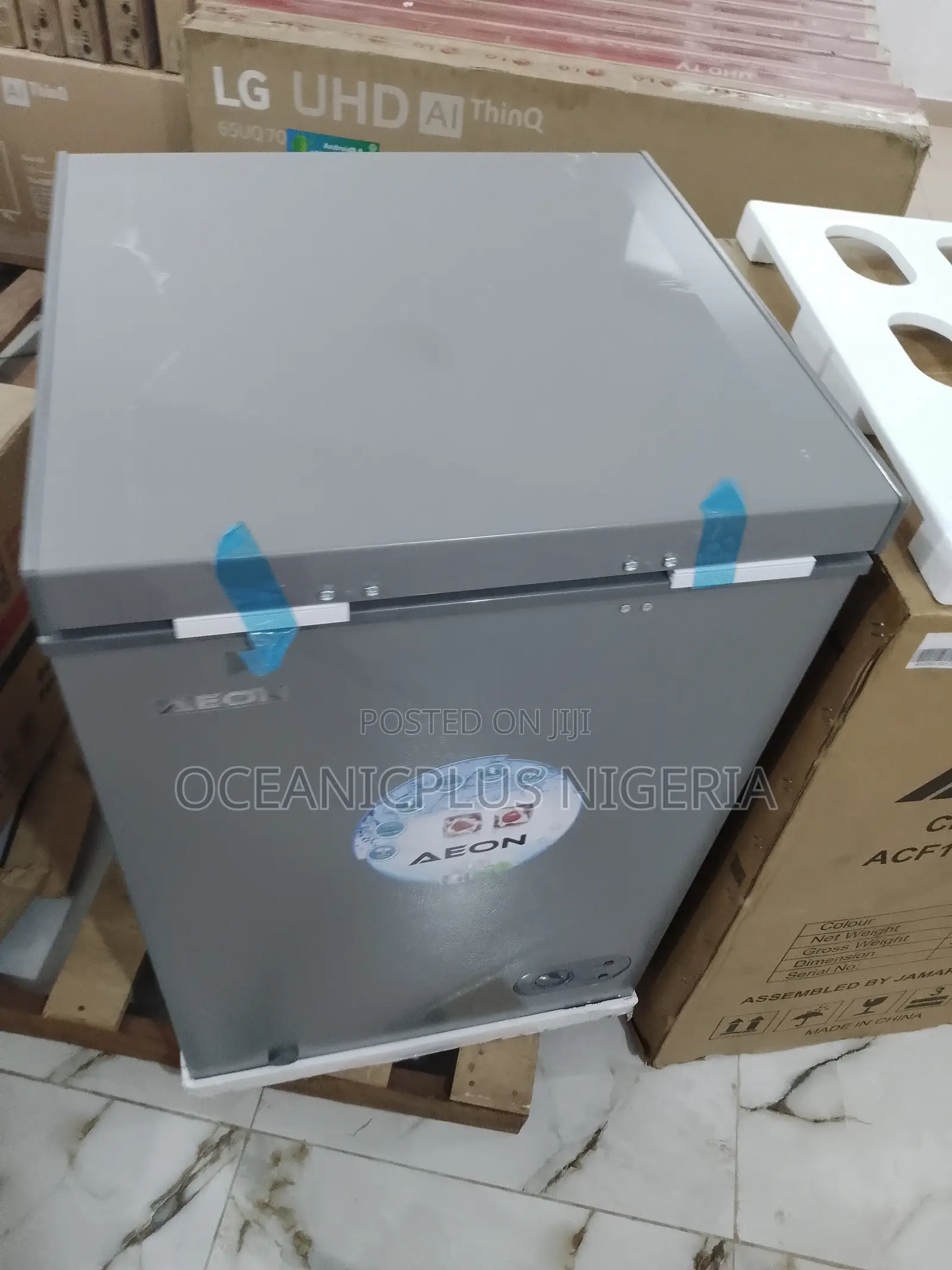 Aeon 100 Litres Chest Freezer With Compressor Fan (Acf100gk)