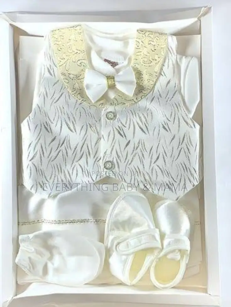Babylia Christianing Baby Clothes Set