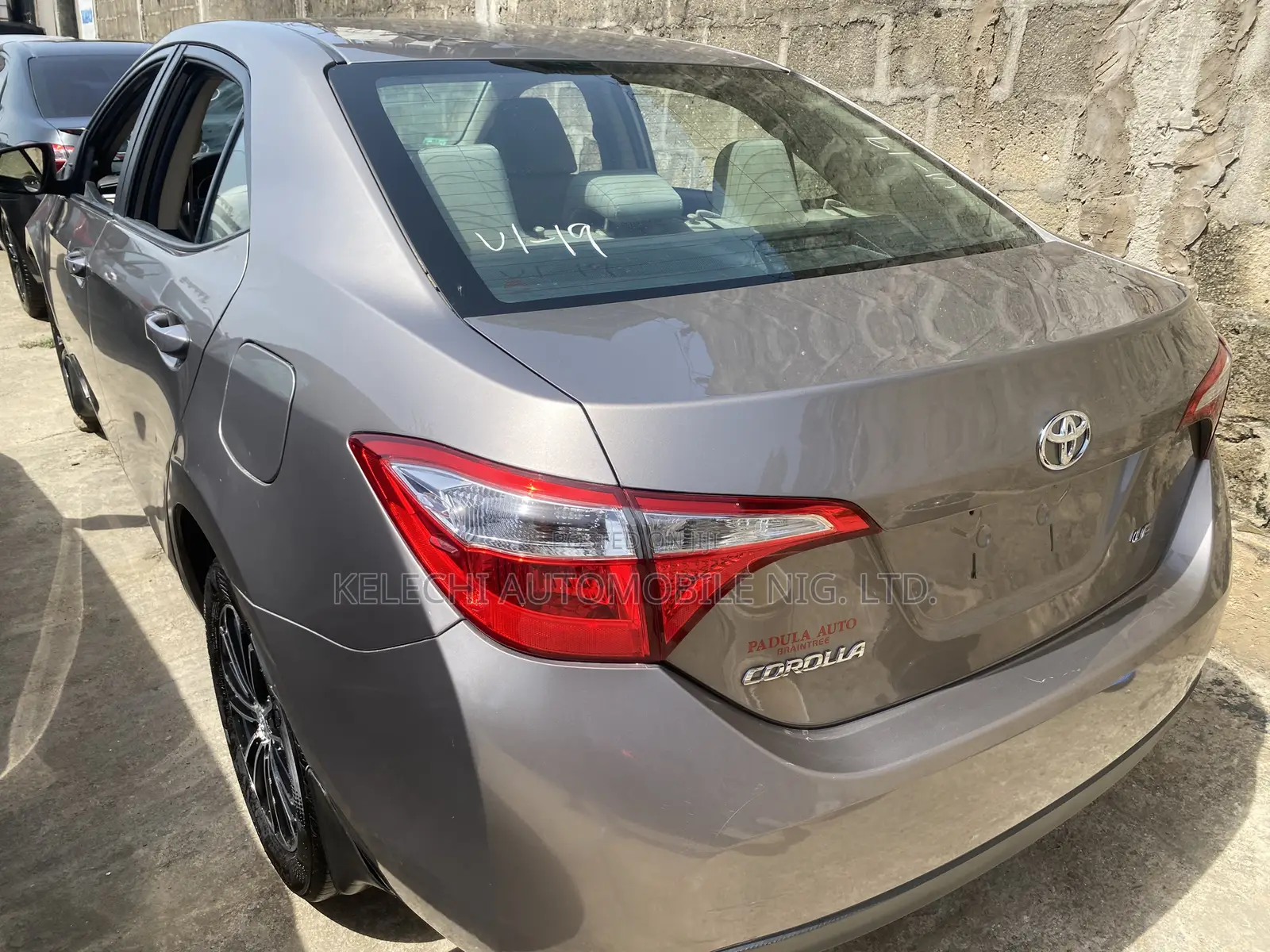 Toyota Corolla 2015 Gold