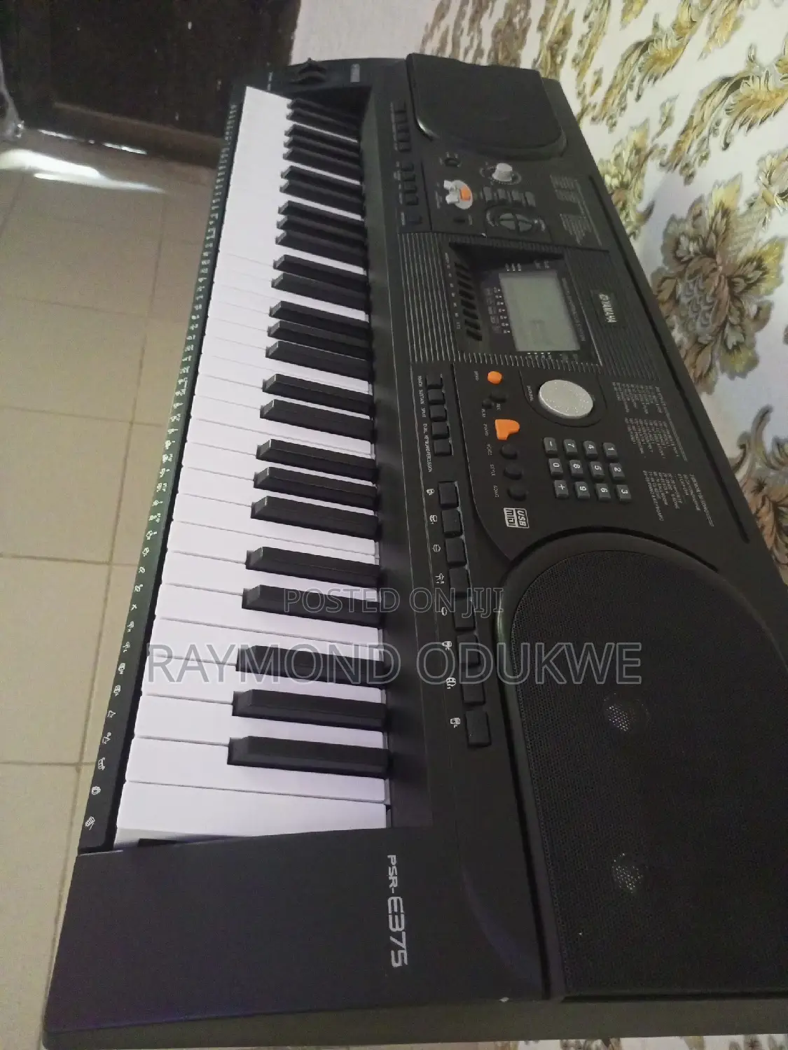 Standard Yamaha Keyboard Piano