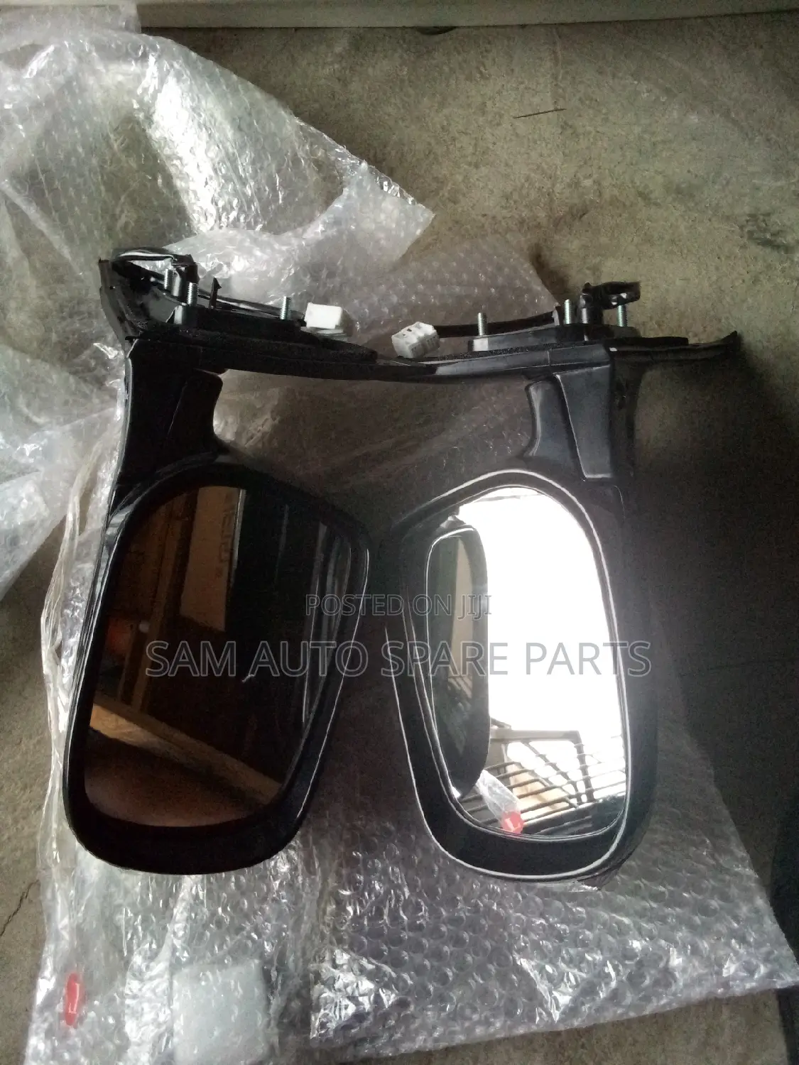 Toyota Camry 010 Side Mirror the Two Side