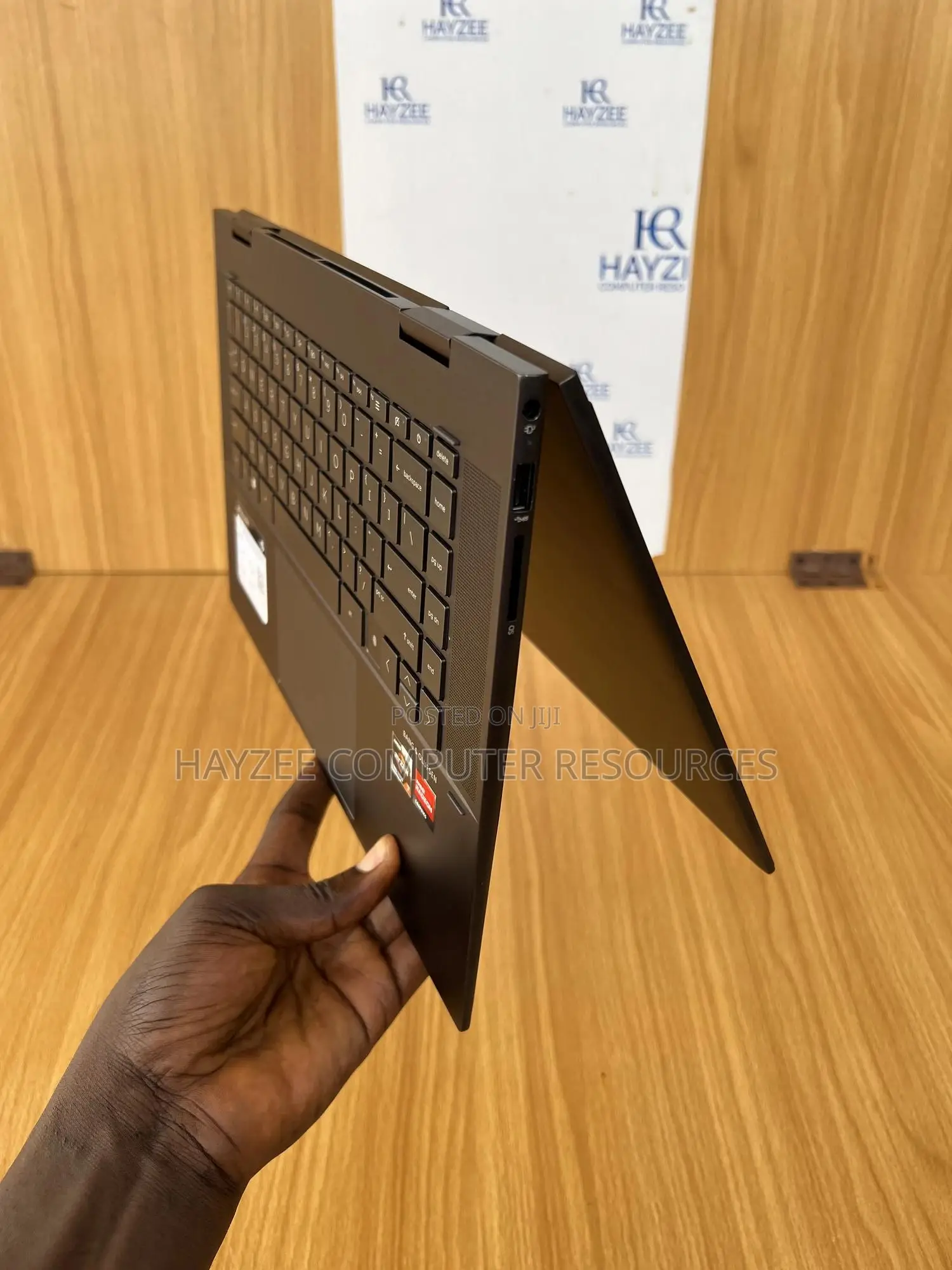 Laptop HP Envy 15 16GB AMD Ryzen 7 SSD 512GB