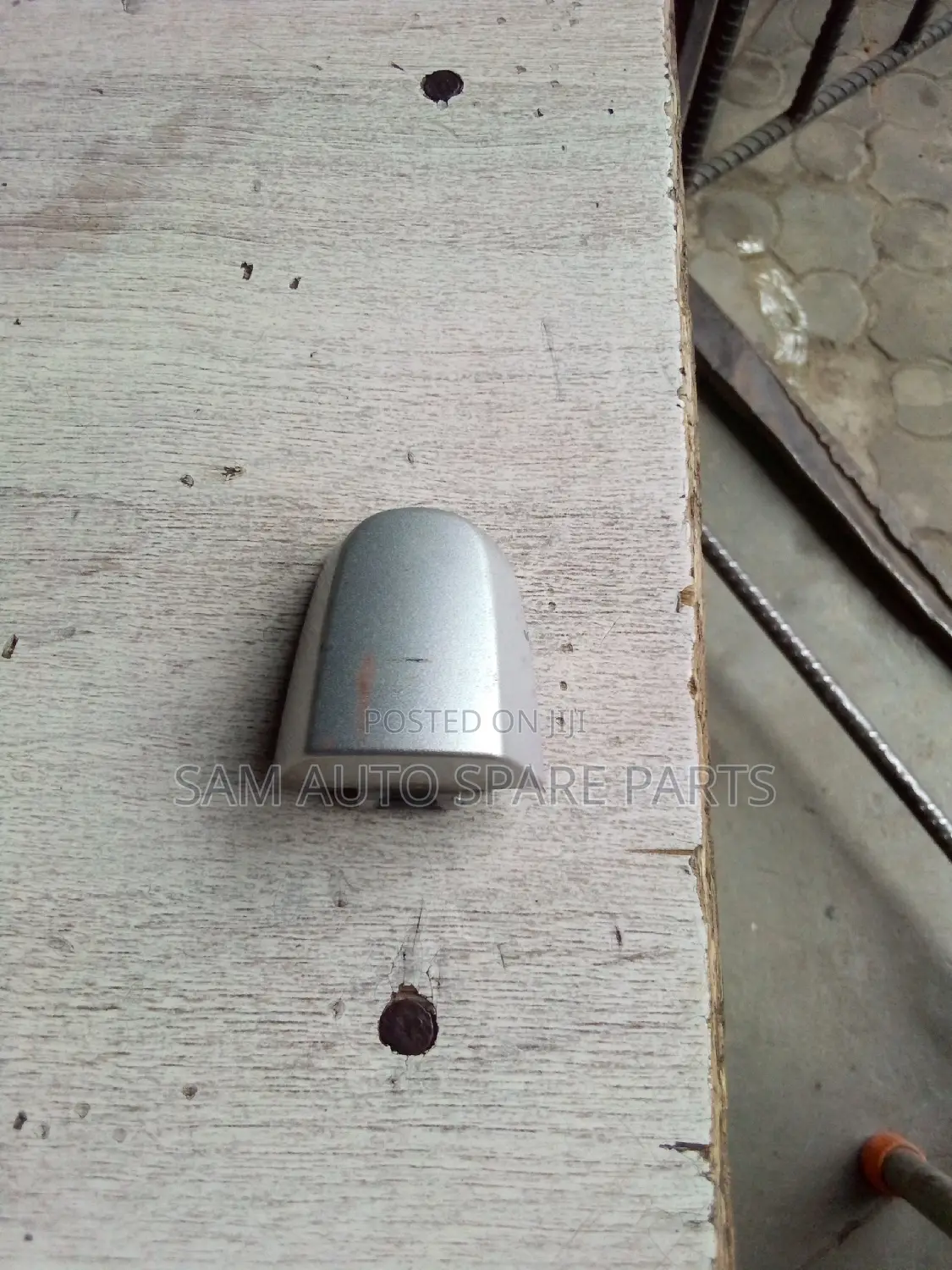 Toyota RAV4 08 Key Cover Back Left