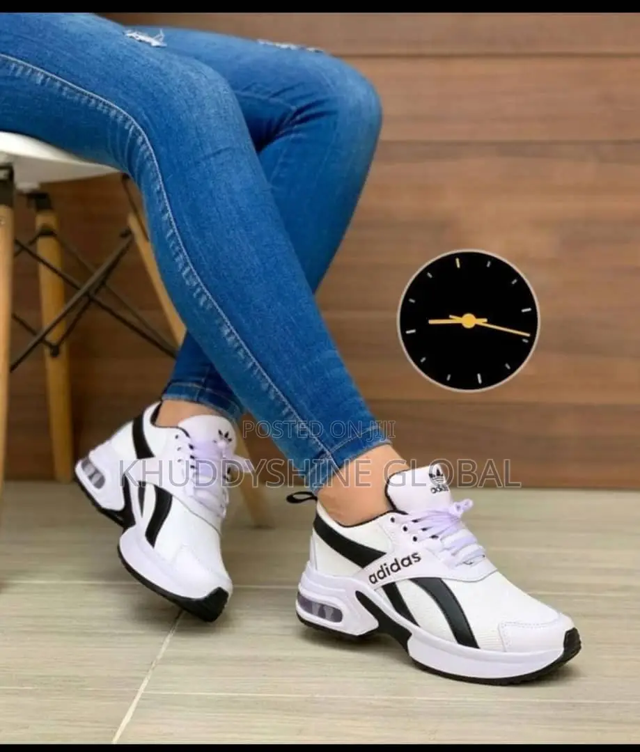 Quality Ladies Sneakers Sports Shoes