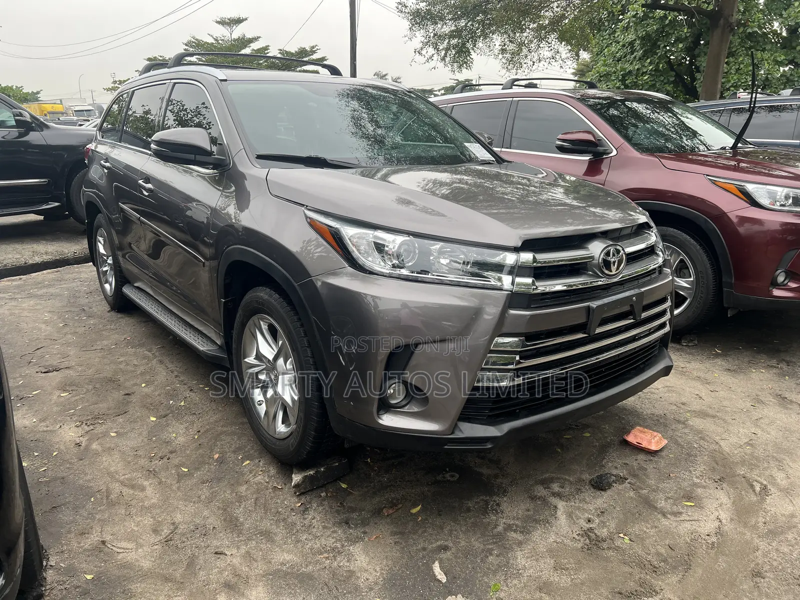 Toyota Highlander 2017 Gold