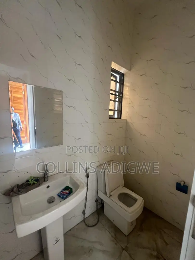 4bdrm Duplex in Behind Blenco for sale