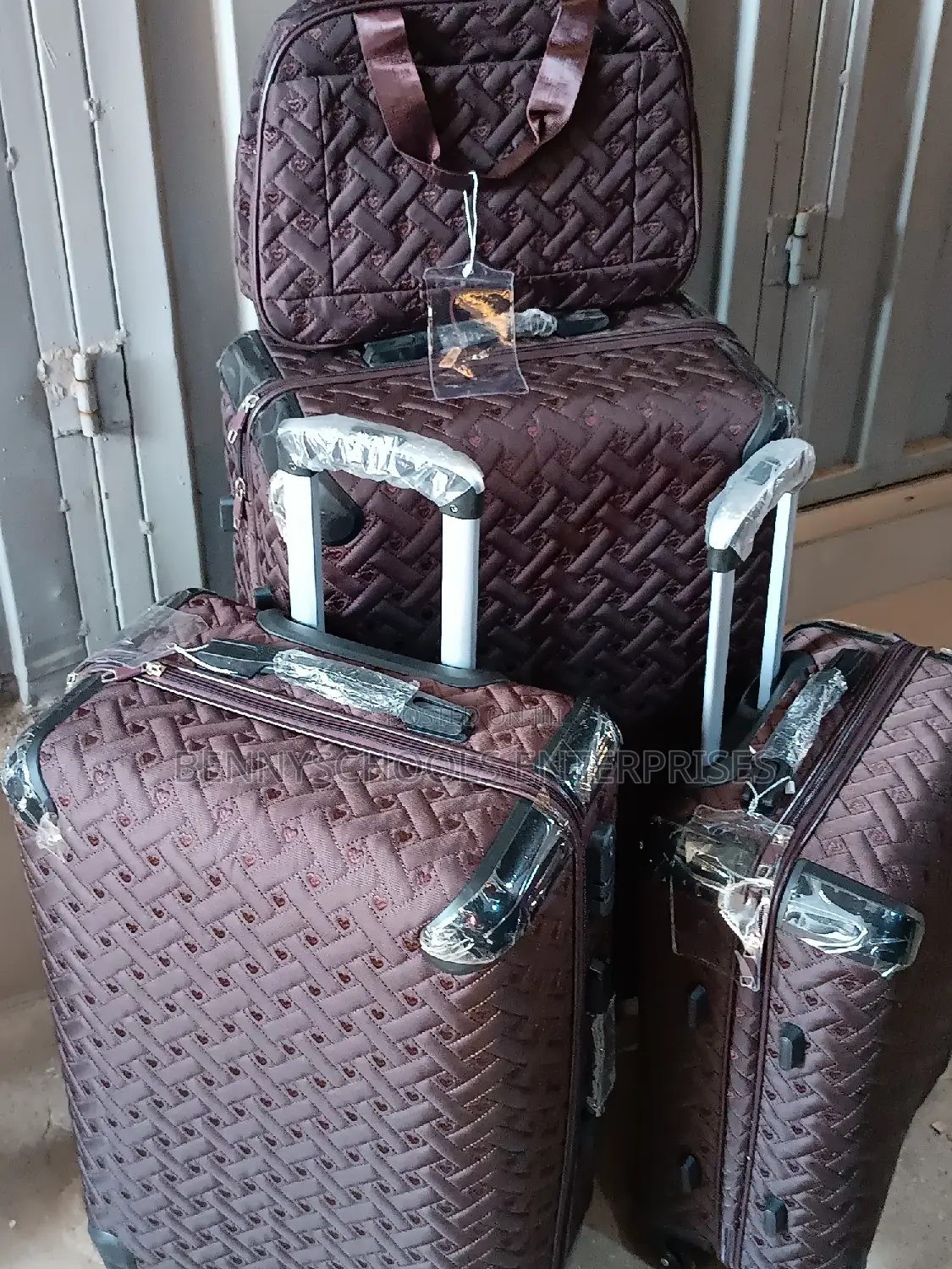 Set of 4 Brown Travelling Luggage Boxes
