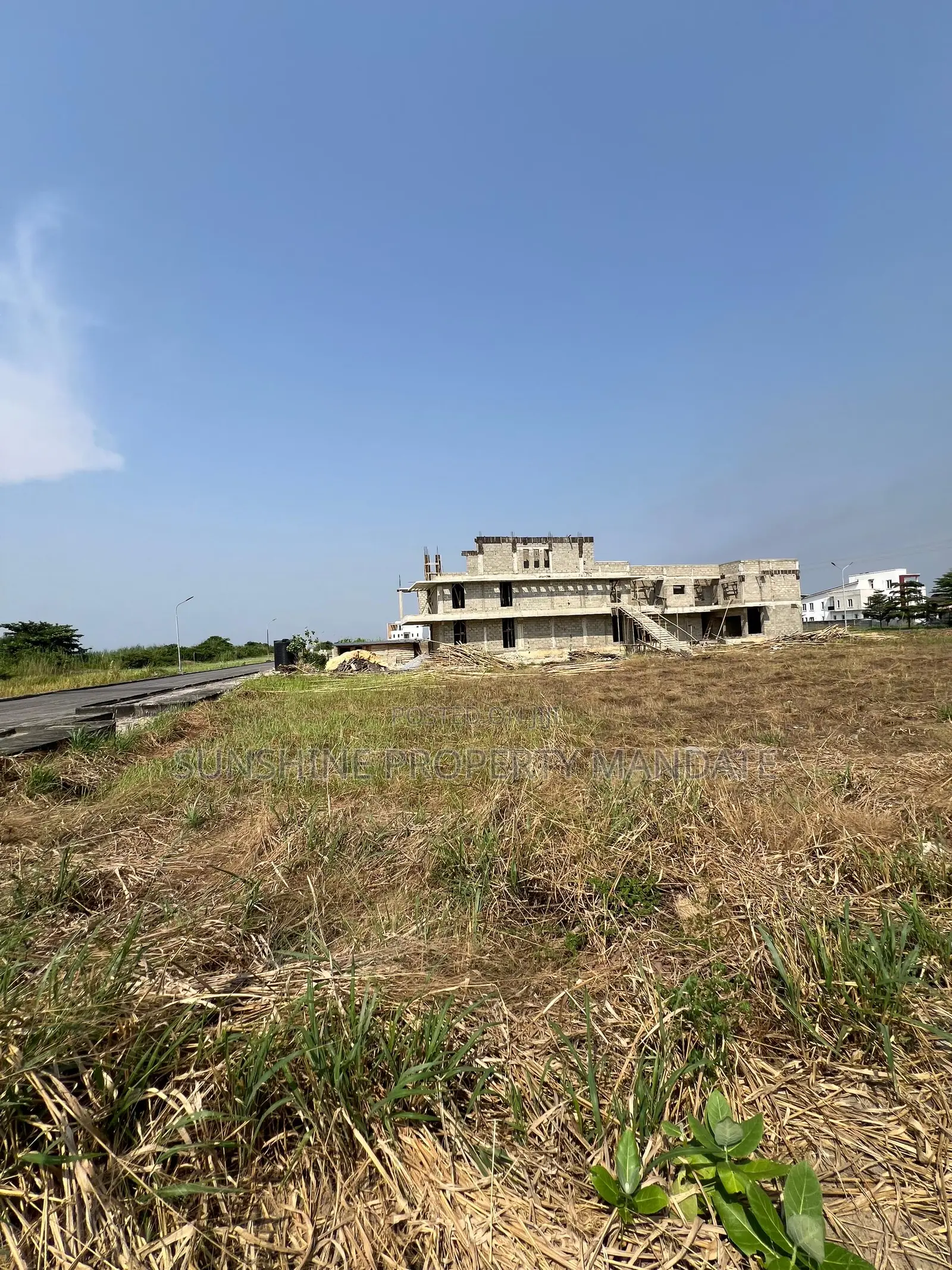 1000sqm Waterfront Land Available for Sale at Osapa, Lekki