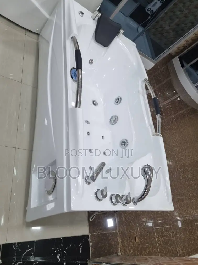 Single Massage Jacuzzi Bathtub
