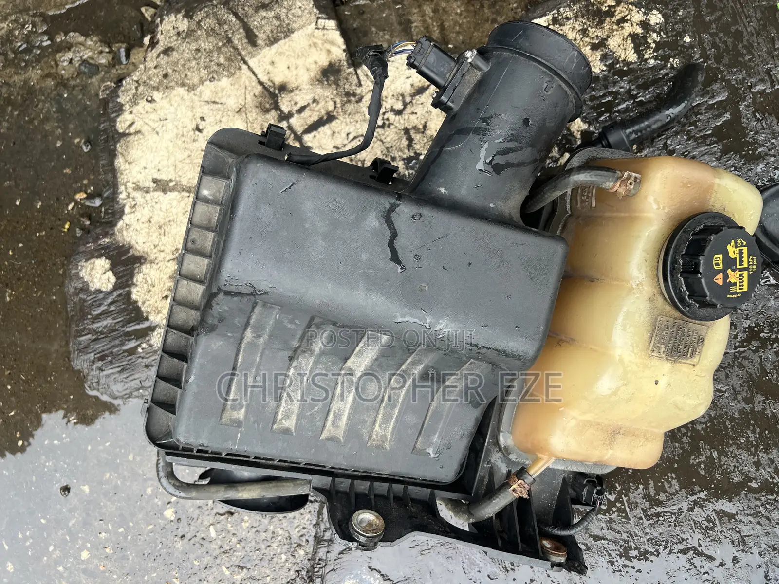 Ford F150 Air Flow Box and Water Can 2011 2012 2013 2014