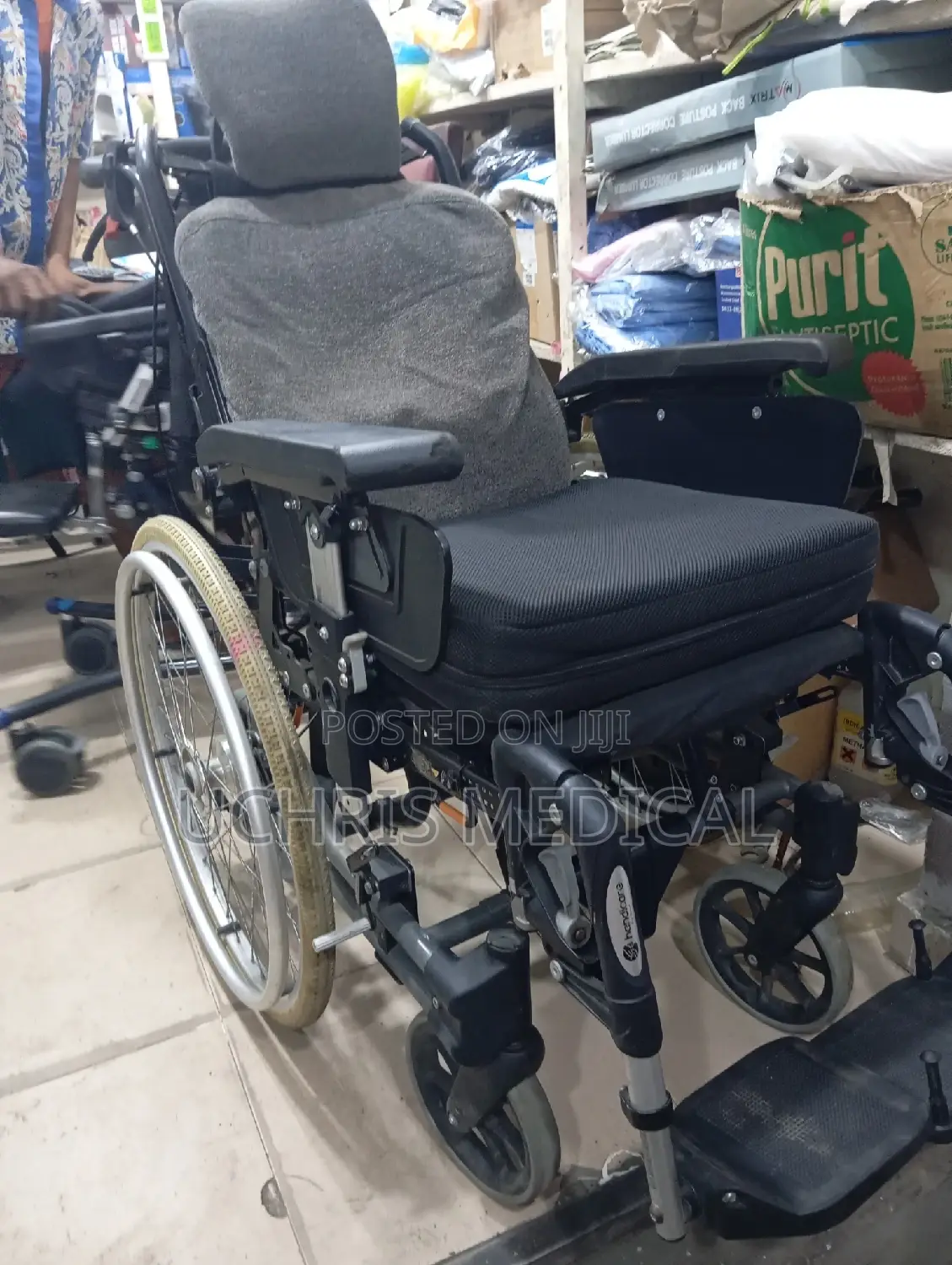 USA Use Executive Colasbible Wheelchair