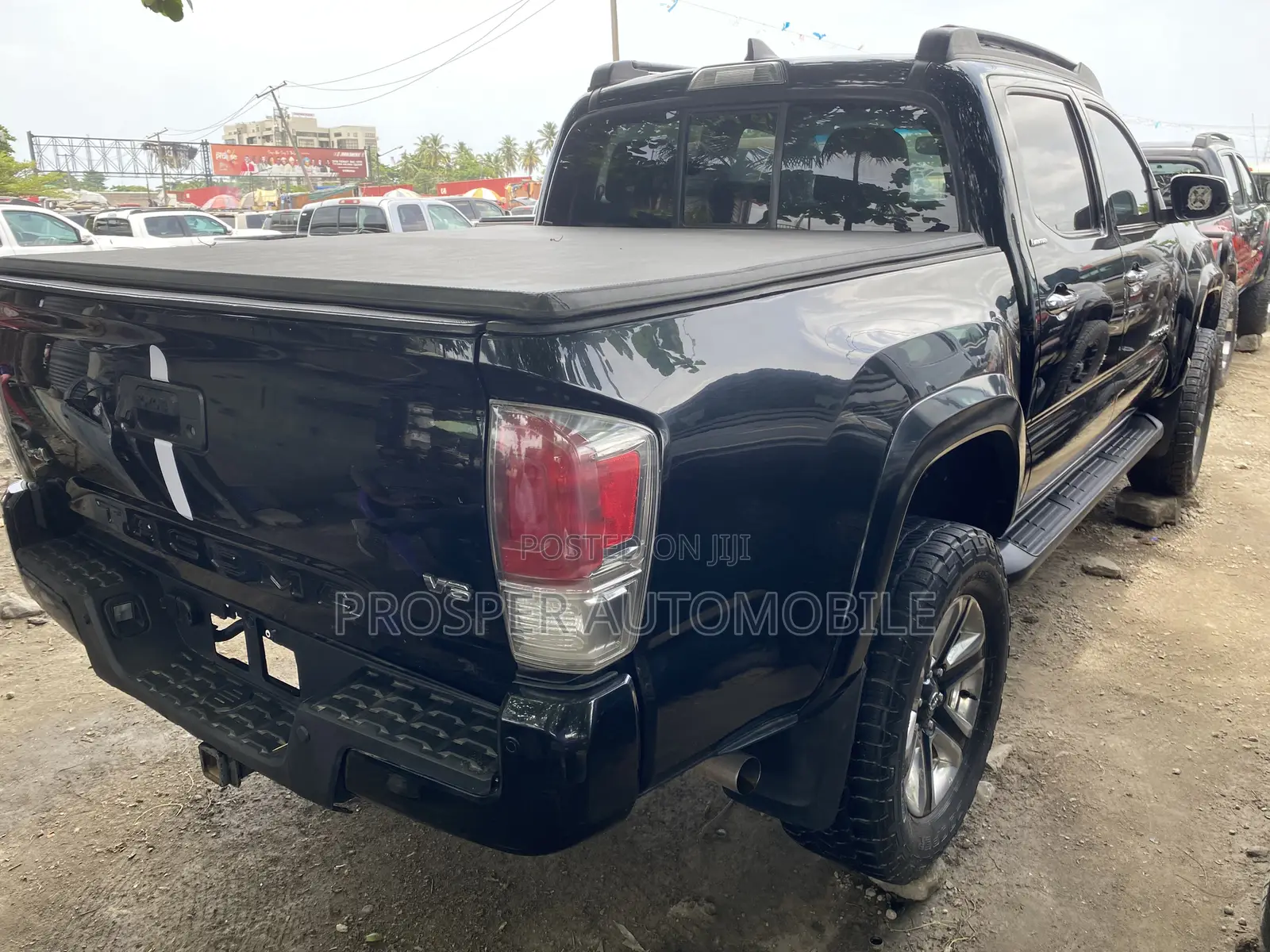 Toyota Tacoma 2018 Black