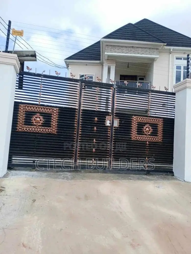 Furnished 8bdrm Duplex in Benin City for sale