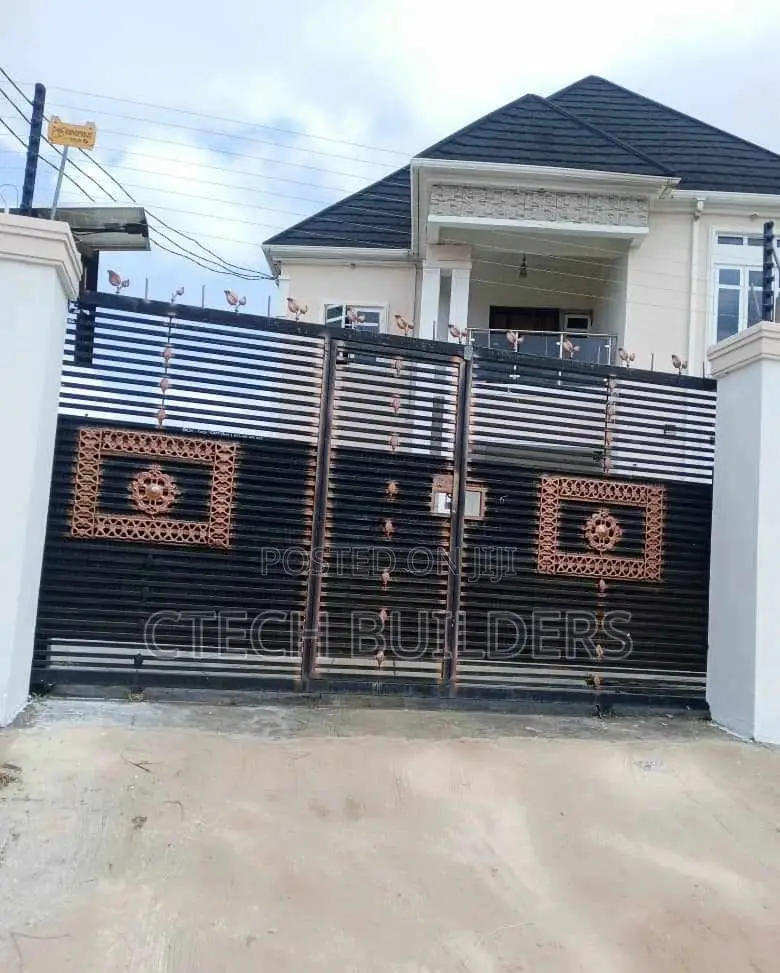 Furnished 8bdrm Duplex in Benin City for sale