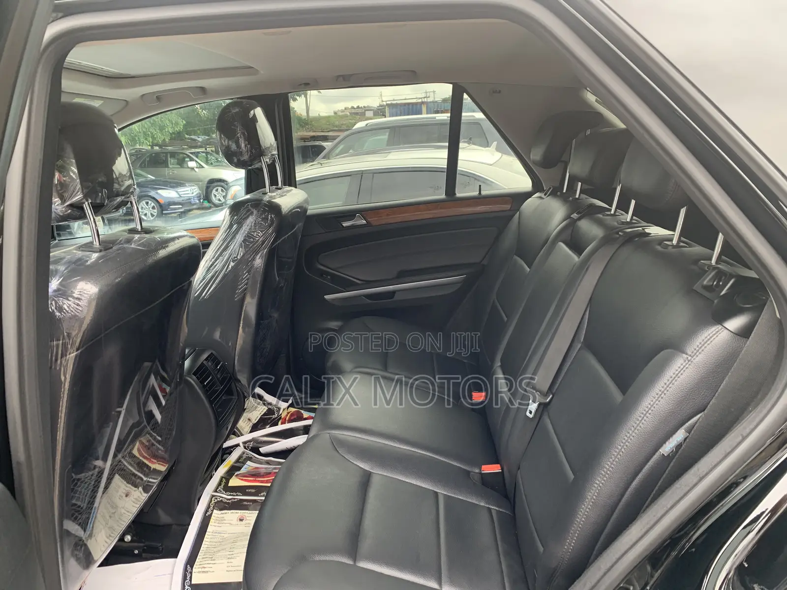 Mercedes-Benz M Class 2010 Black