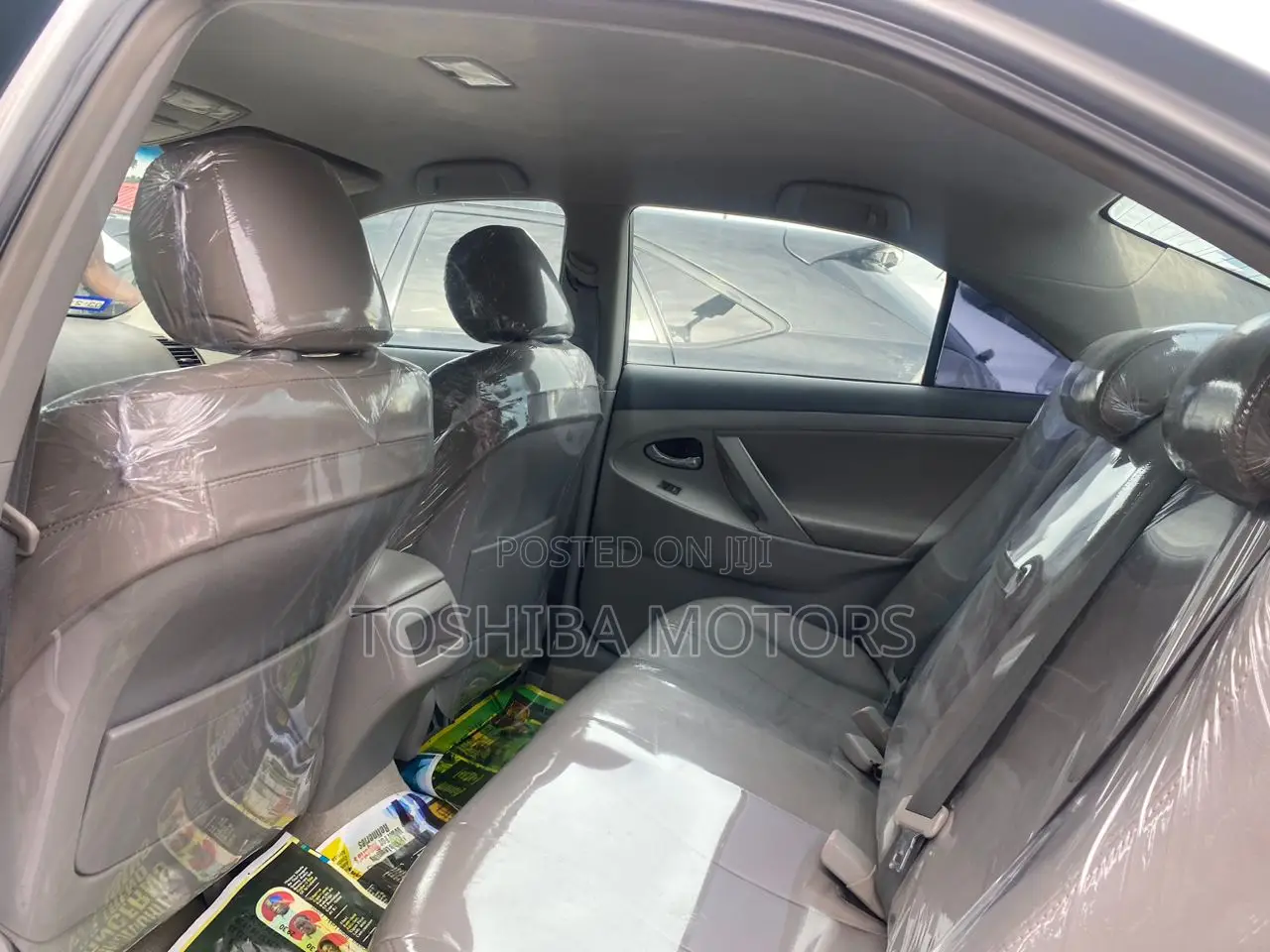 Toyota Camry LE 4dr Sedan (2.5L 4cyl 6AM) 2010 Silver