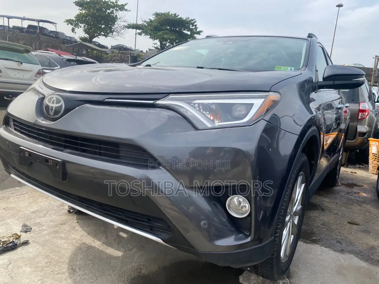 Toyota RAV4 2017 Gray