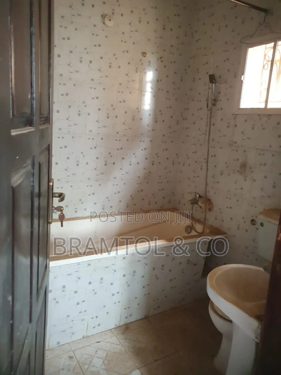 3bdrm Bungalow in Sabon Lugbe for rent