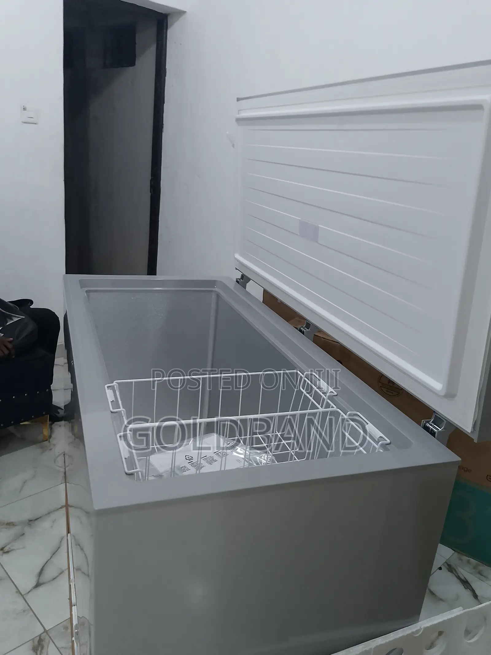 New Efficient Hisense 420 Liters Fc-55dd Chest Freezer