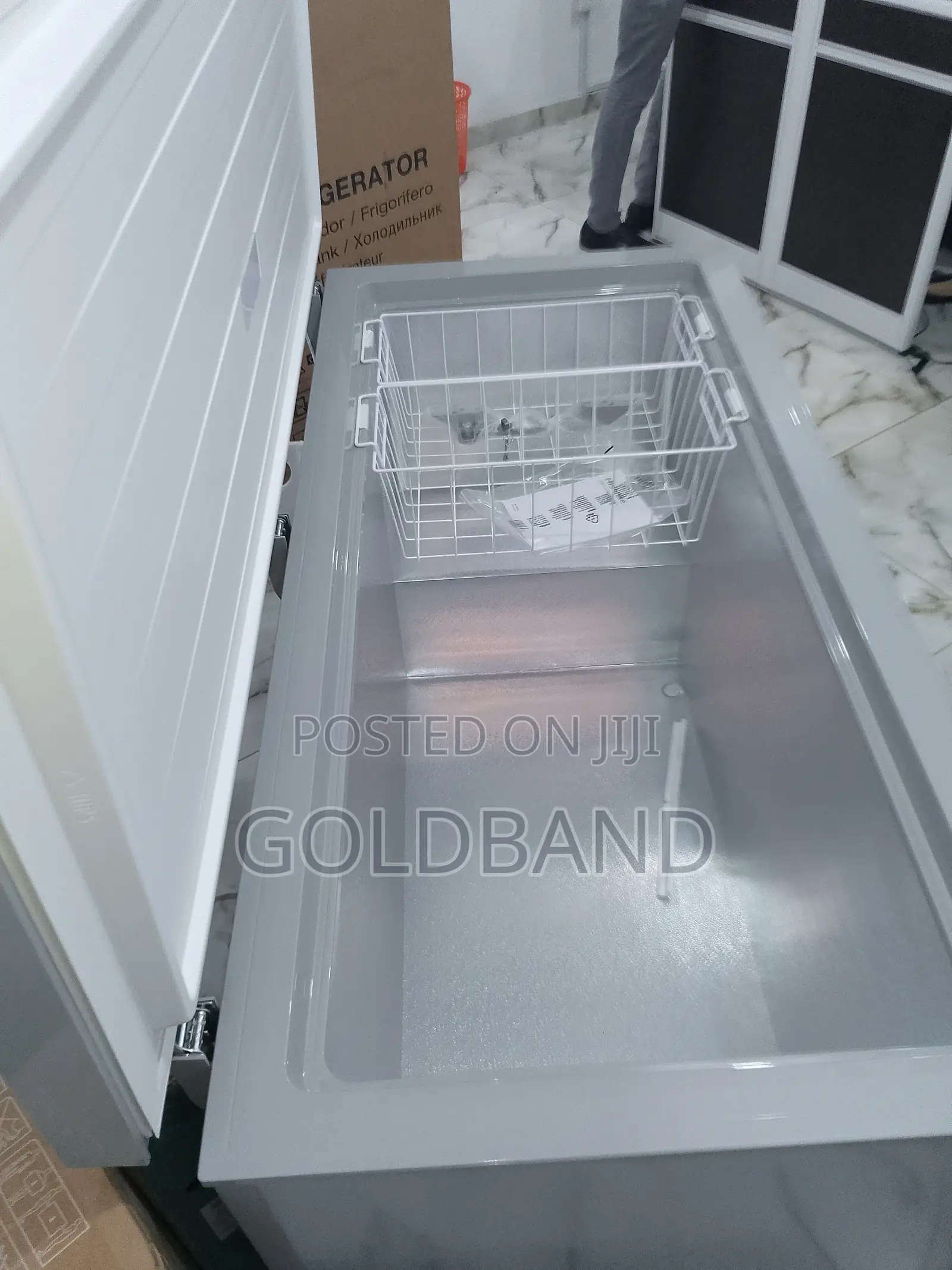 Hisense 420 Liters Fc-55dd Chest Freezer- Power Indicator