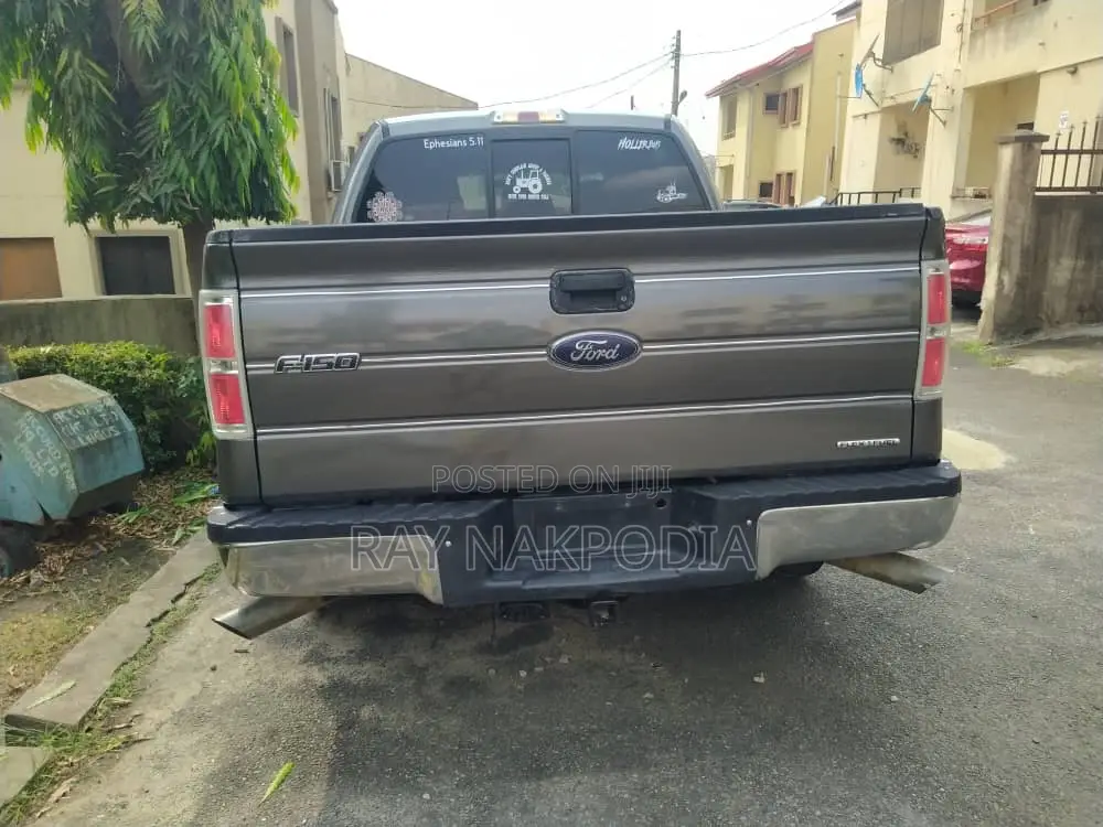Ford F-150 XL 2013 Gold