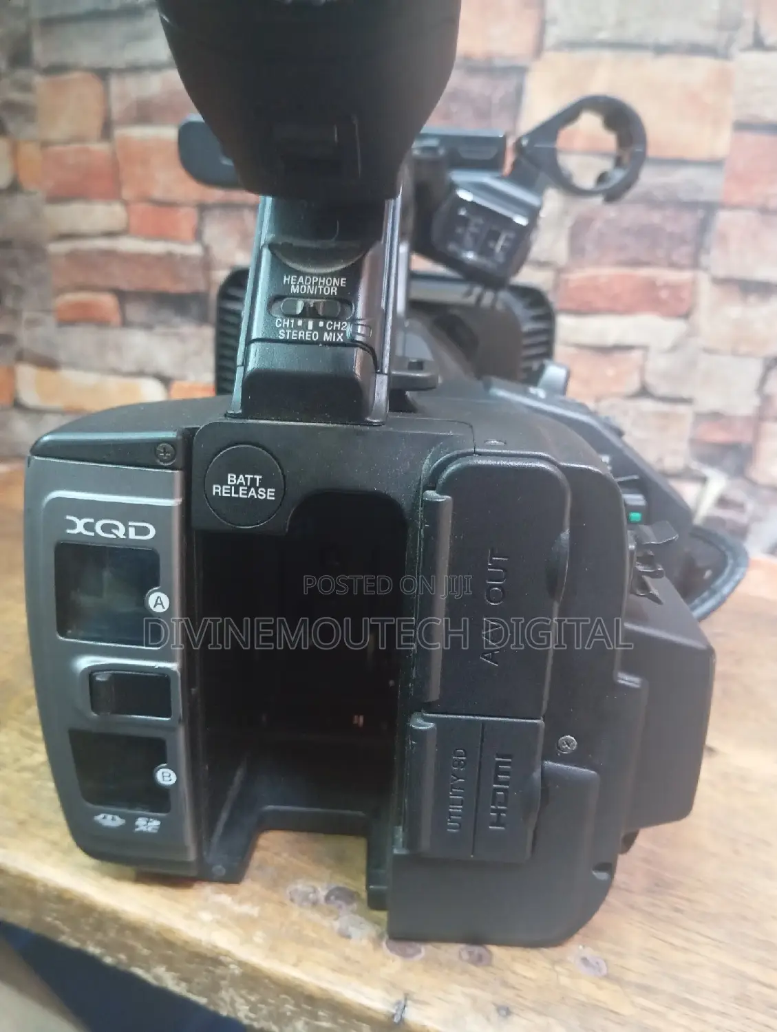 Sony FDR-Ax1e Sony Video Camera With Sdi and Hdmi Uk Used