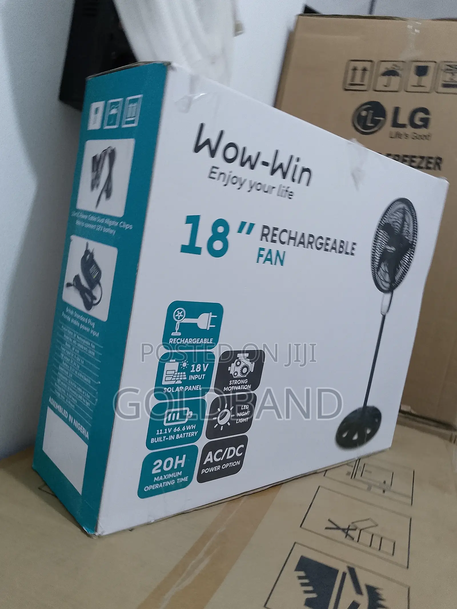 Quality 17.2" Wow-Win Rechargeable Fan