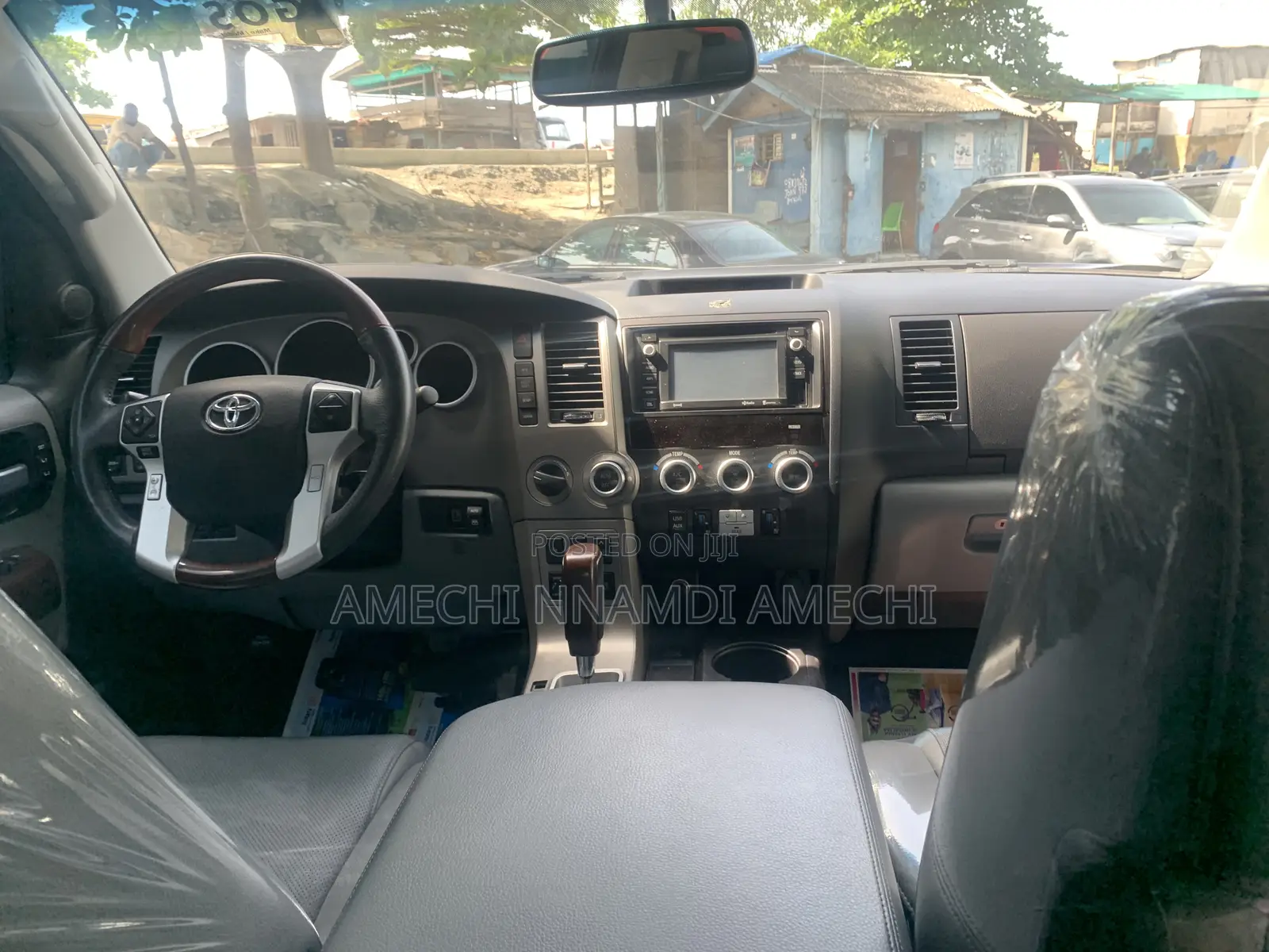 Toyota Sequoia Platinum 4x4 2018 Black