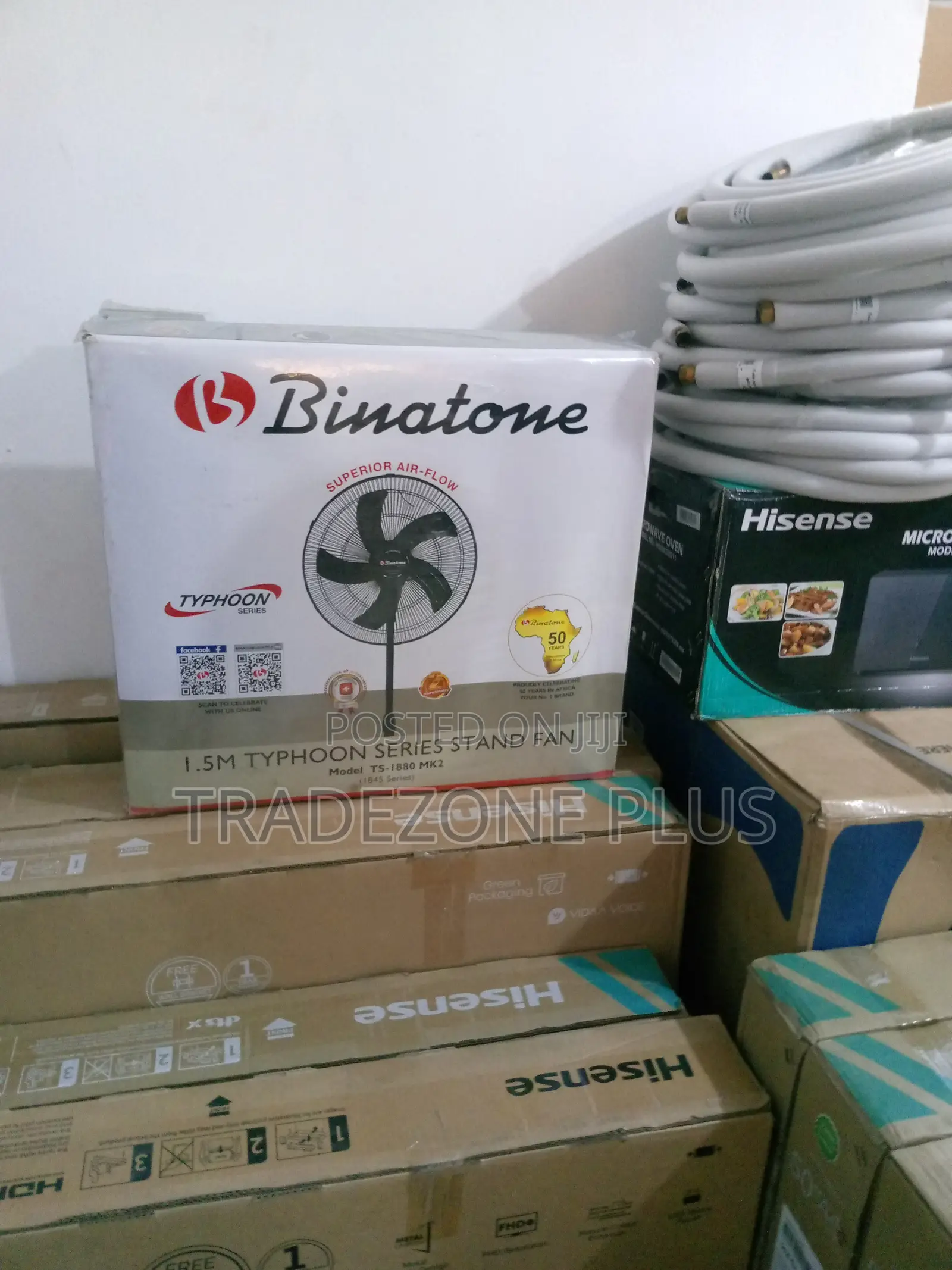 Top Selling Typhoon Series Binatone Standing Fan