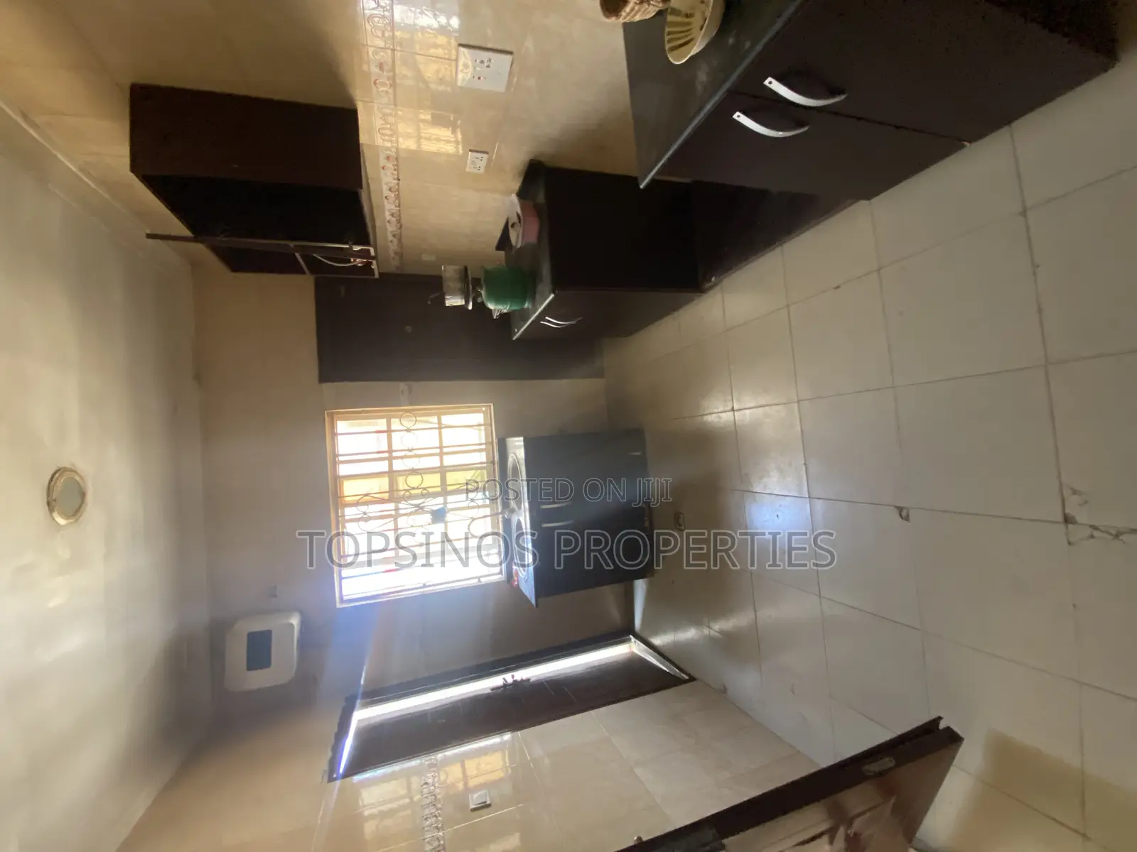 3bdrm Block of Flats in Dawaki for rent