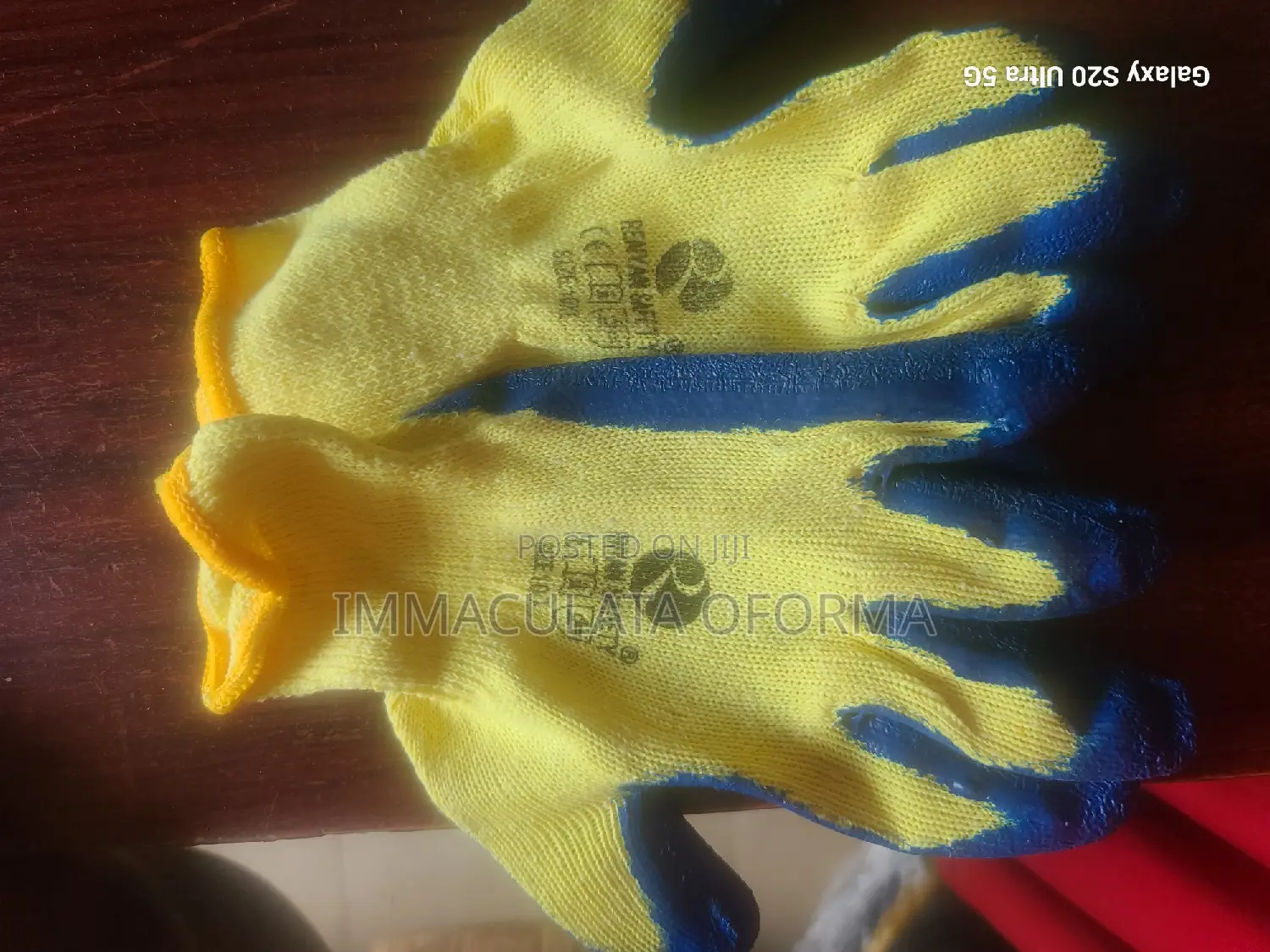 Cotted/Gripped Hand Clove