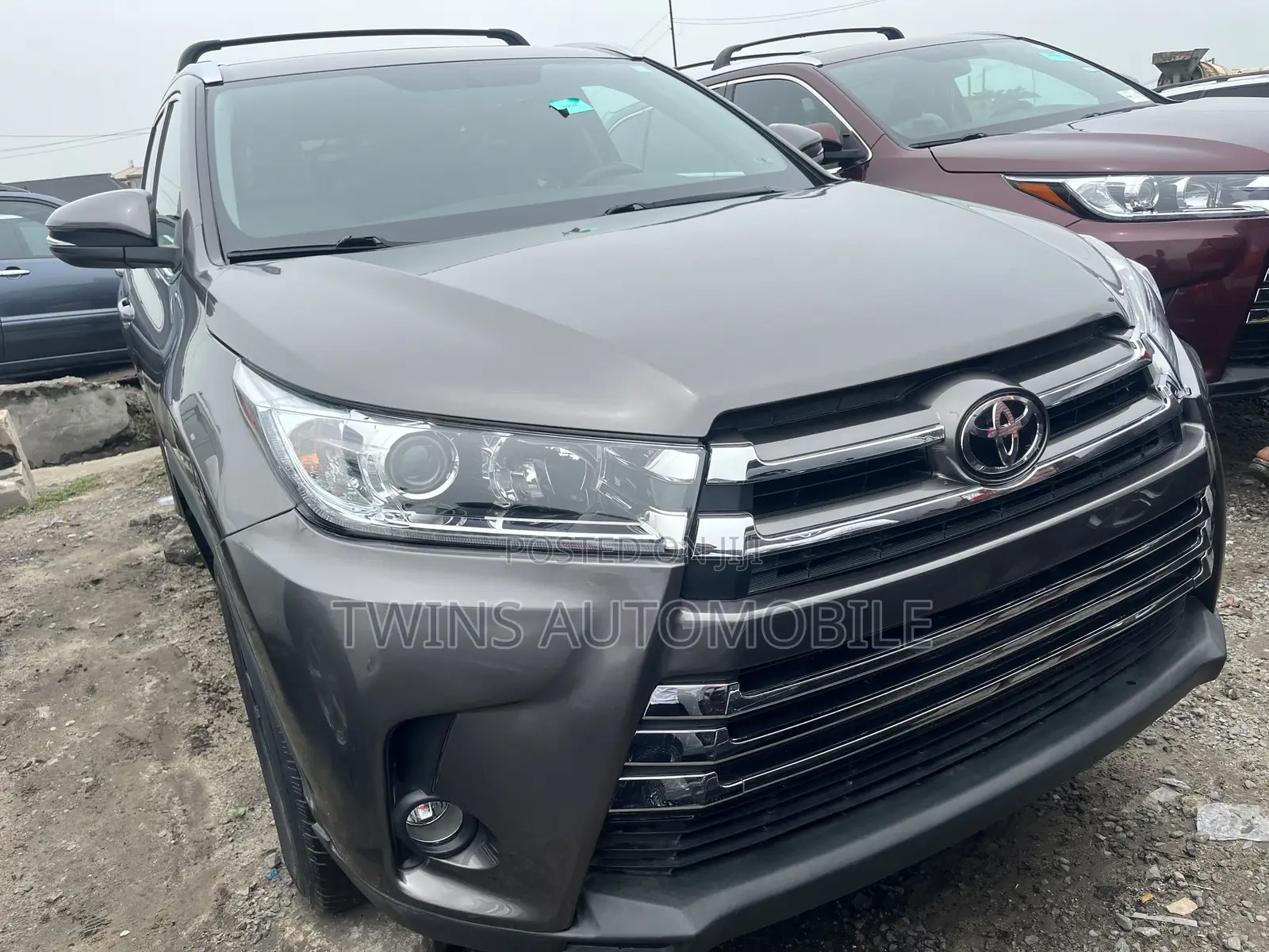 Toyota Highlander XLE V6 4x4 (3.5L 6cyl 6A) 2016 Gray