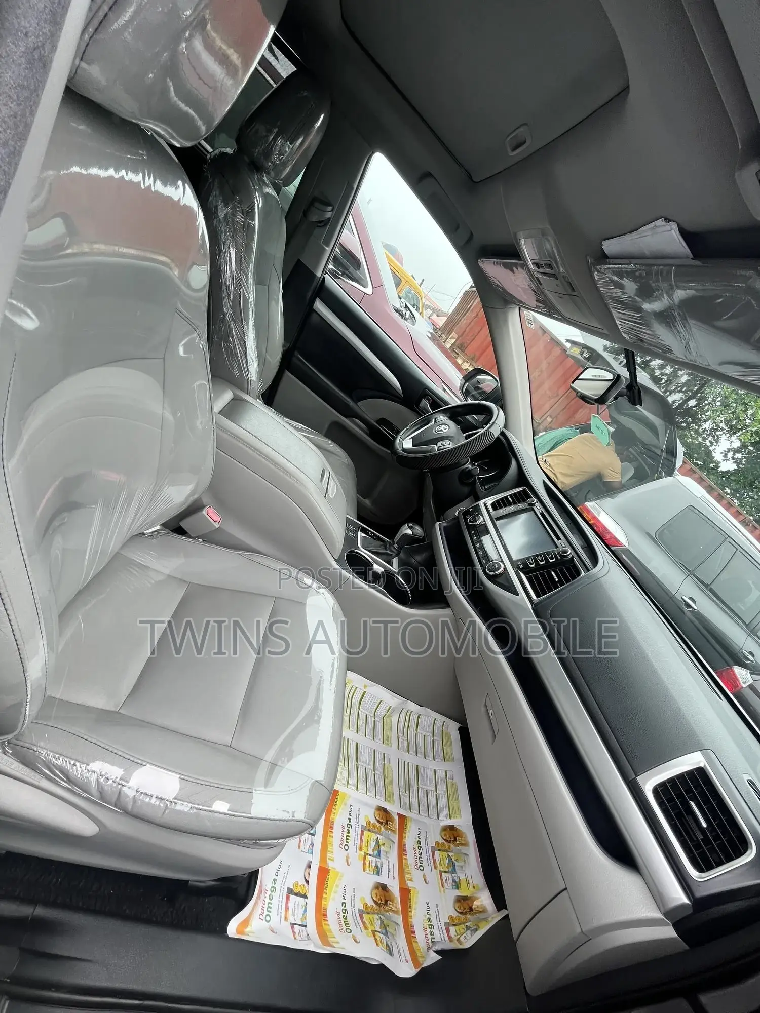 Toyota Highlander XLE V6 4x4 (3.5L 6cyl 6A) 2016 Gray