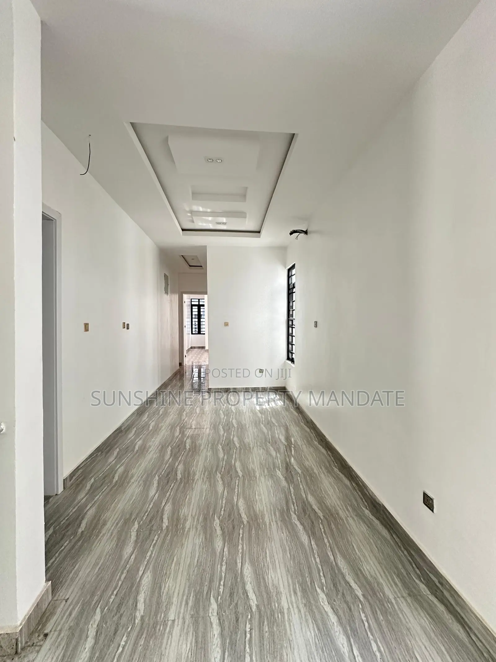 5bdrm Duplex in Ologolo Lekki for sale