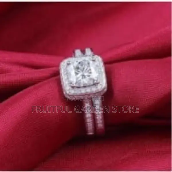 Engagement Ring With Stud