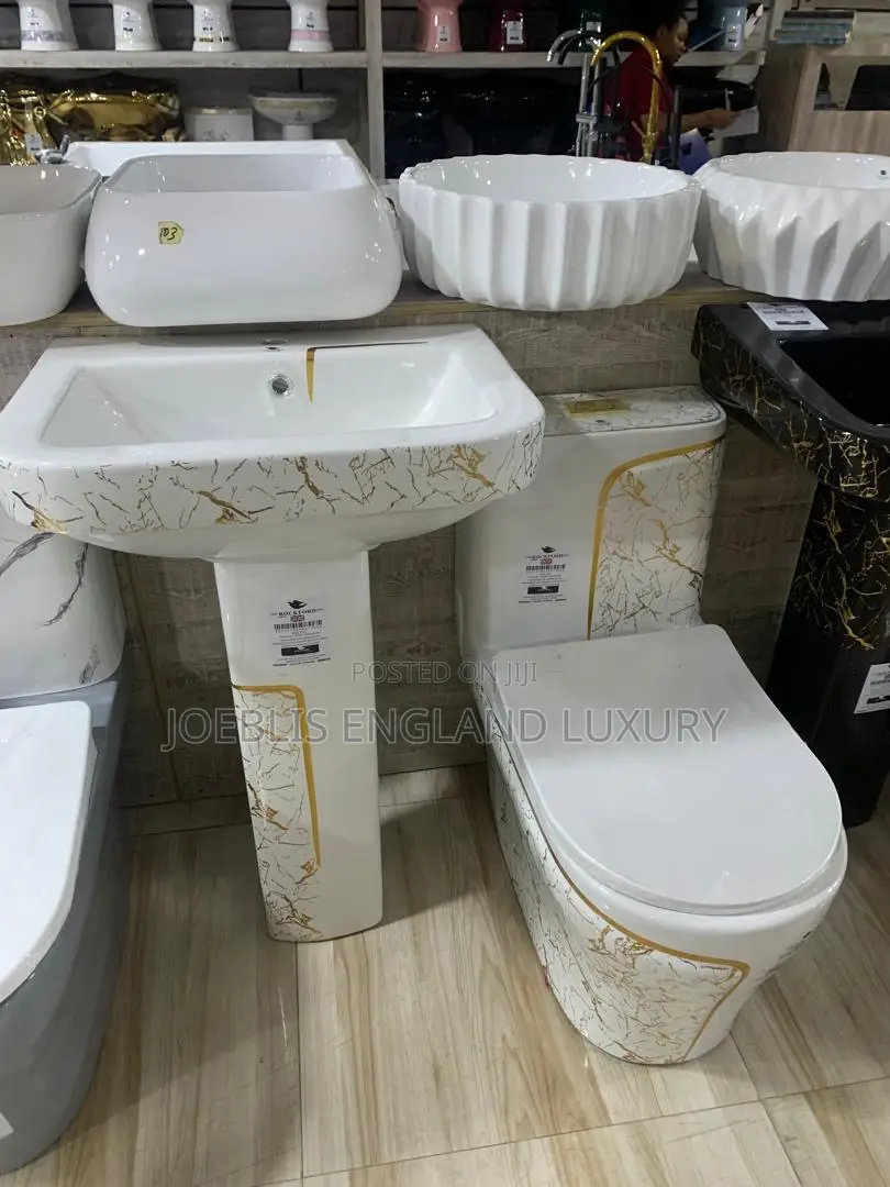 Executive Royal Standard WC