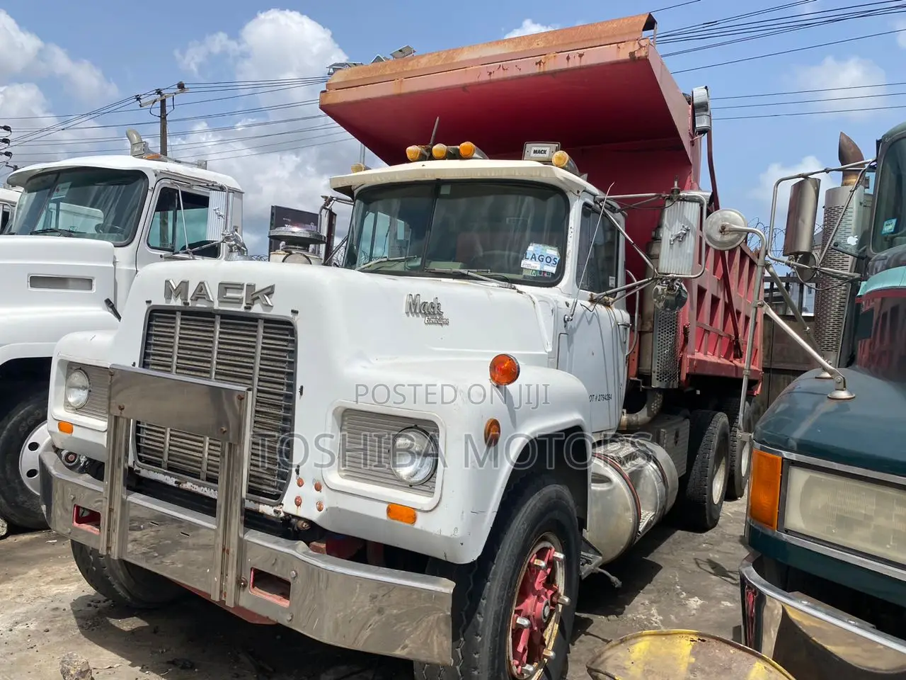 Mack Dump Truck R Model