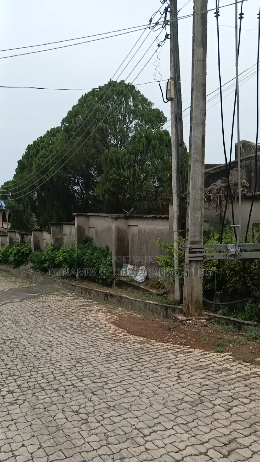 300sqm With Cofo in Isheri Magodo.