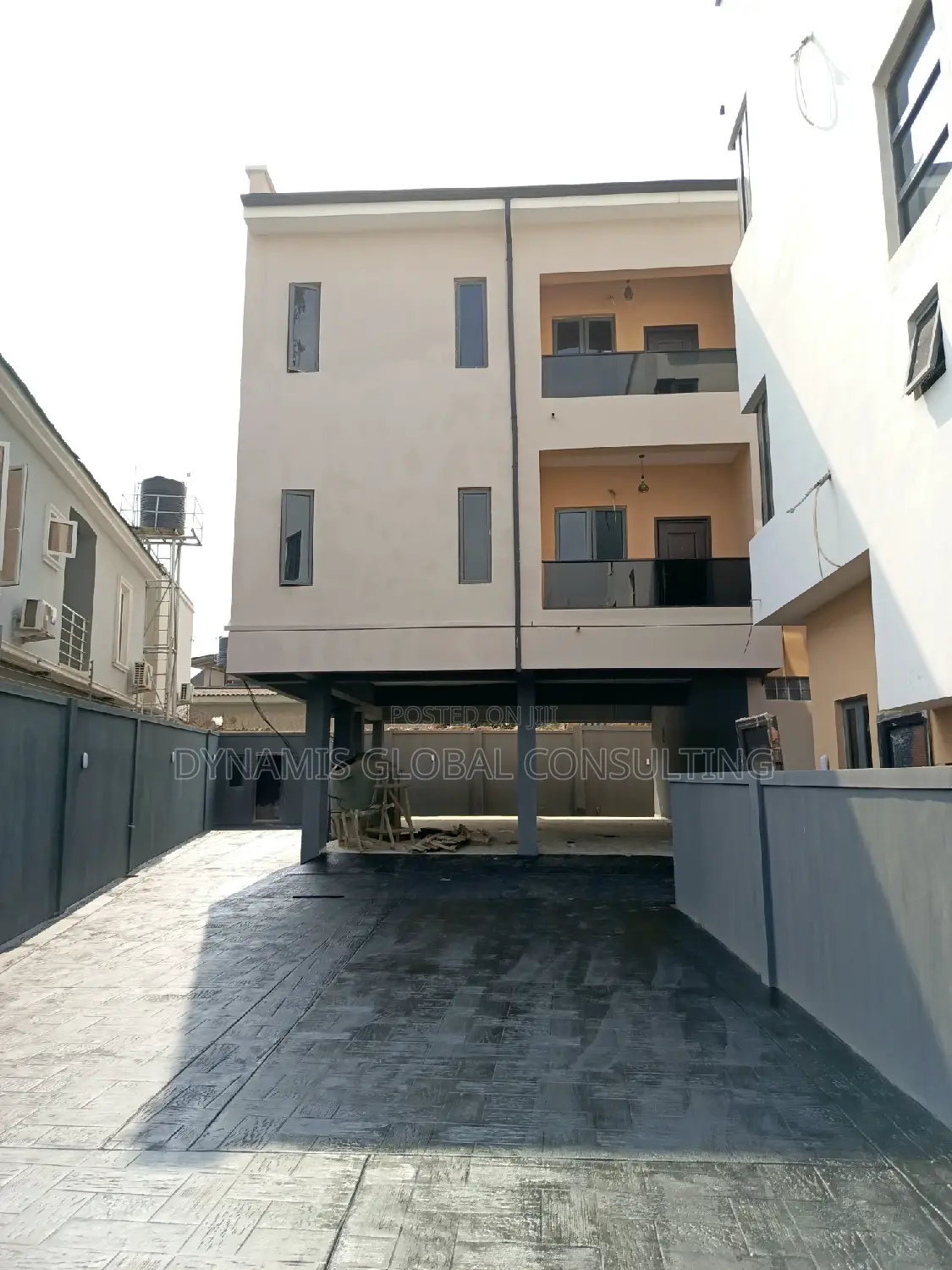 Furnished 2bdrm Block of Flats in Tijani Bello Close, Berger for sale