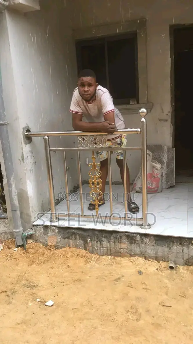 Awesomes Flower Handrail