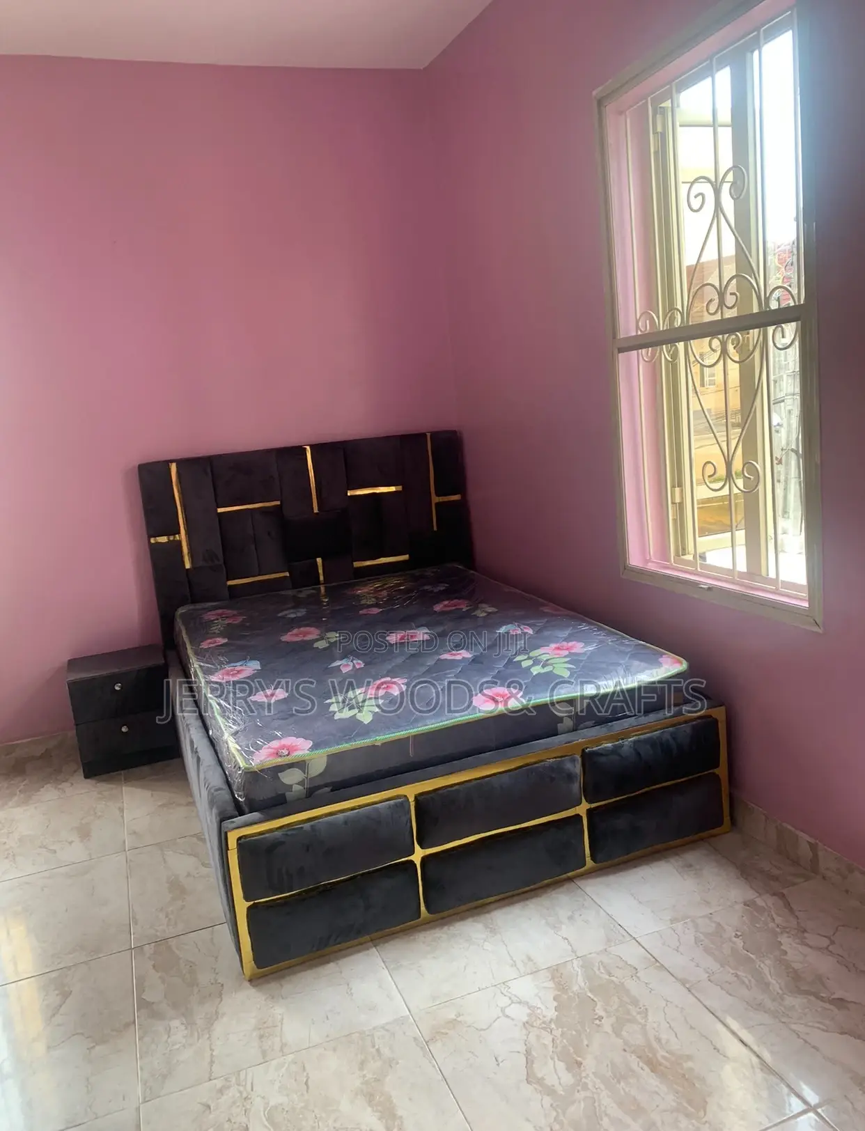 4/Half By 6 Bedframe
